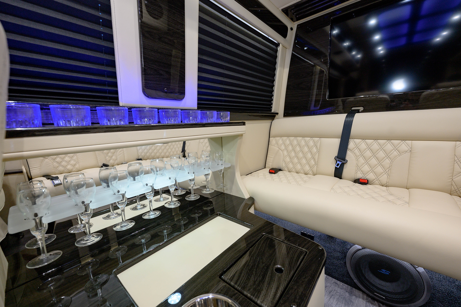Jet Limo Sprinter image 2