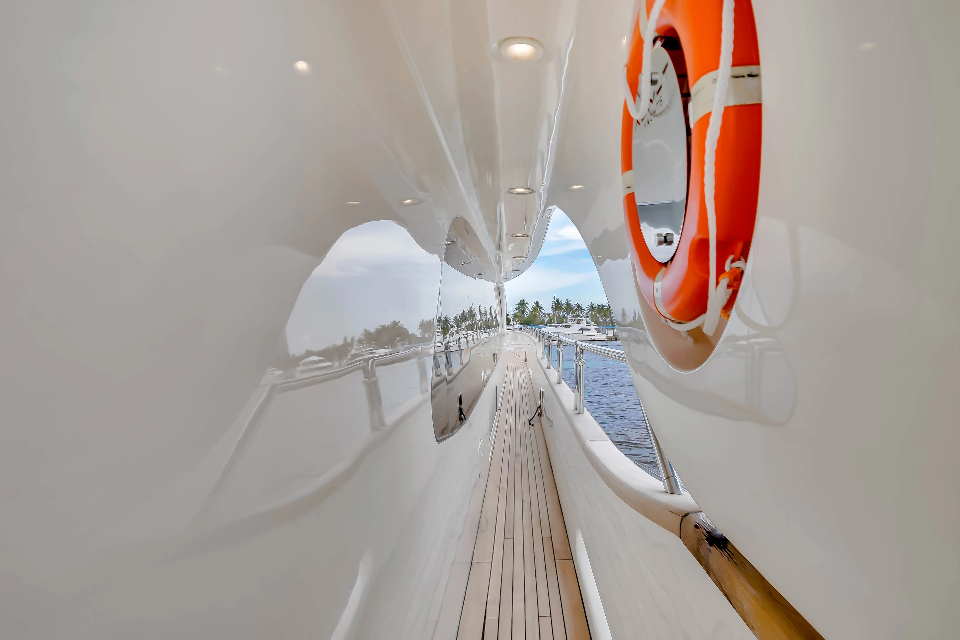 116' Azimut — image 101