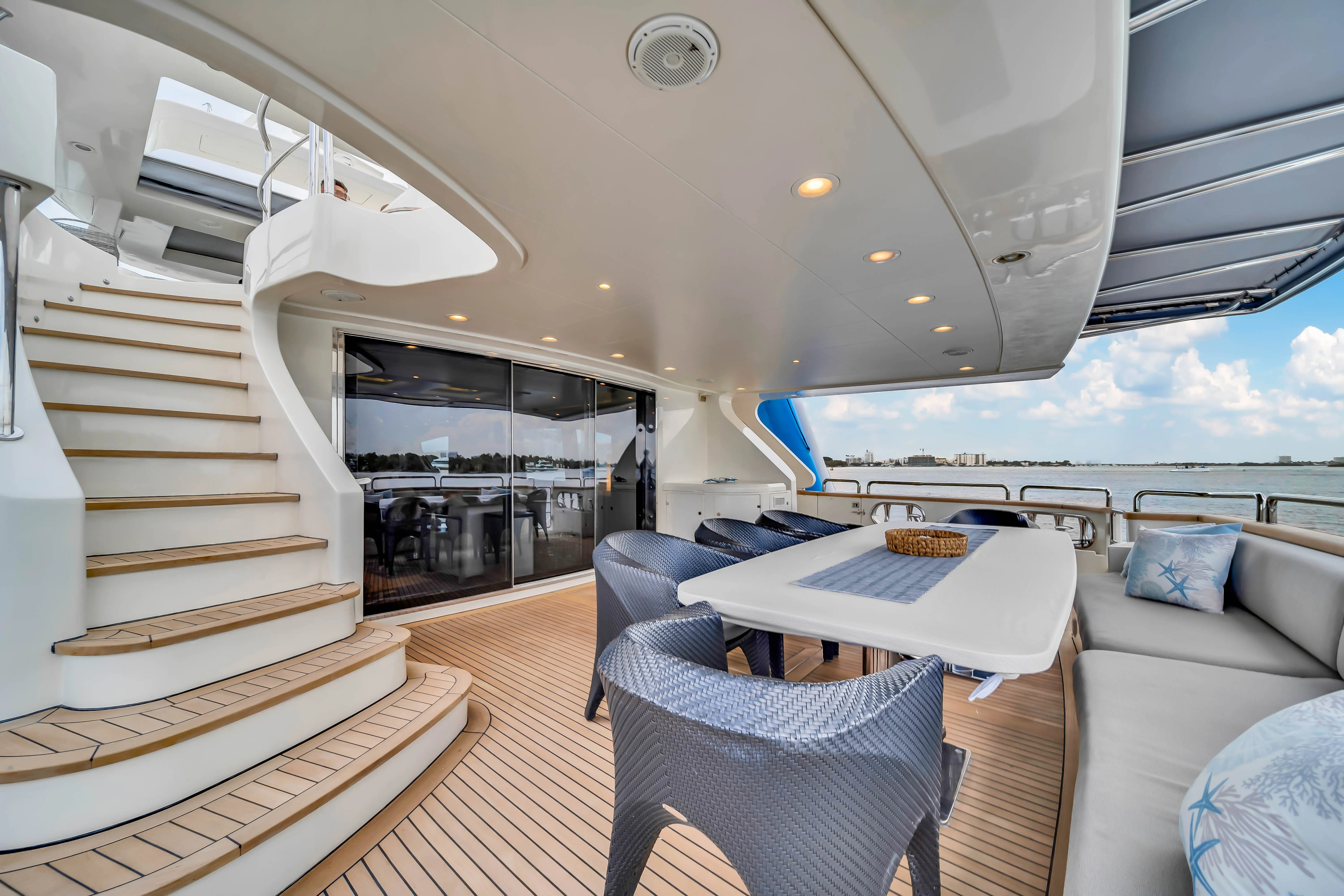 116' Azimut — image 103