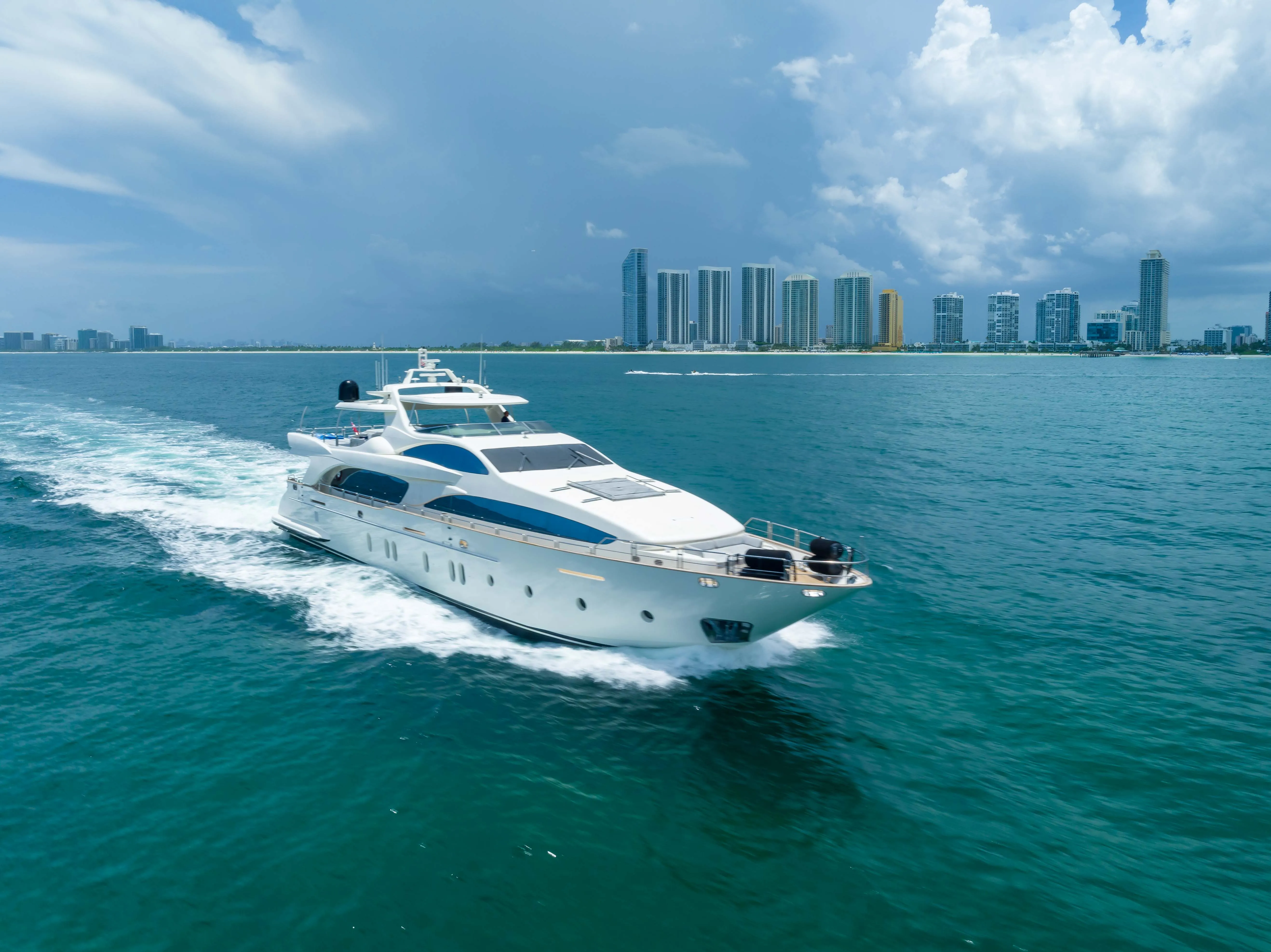 116' Azimut — image 17