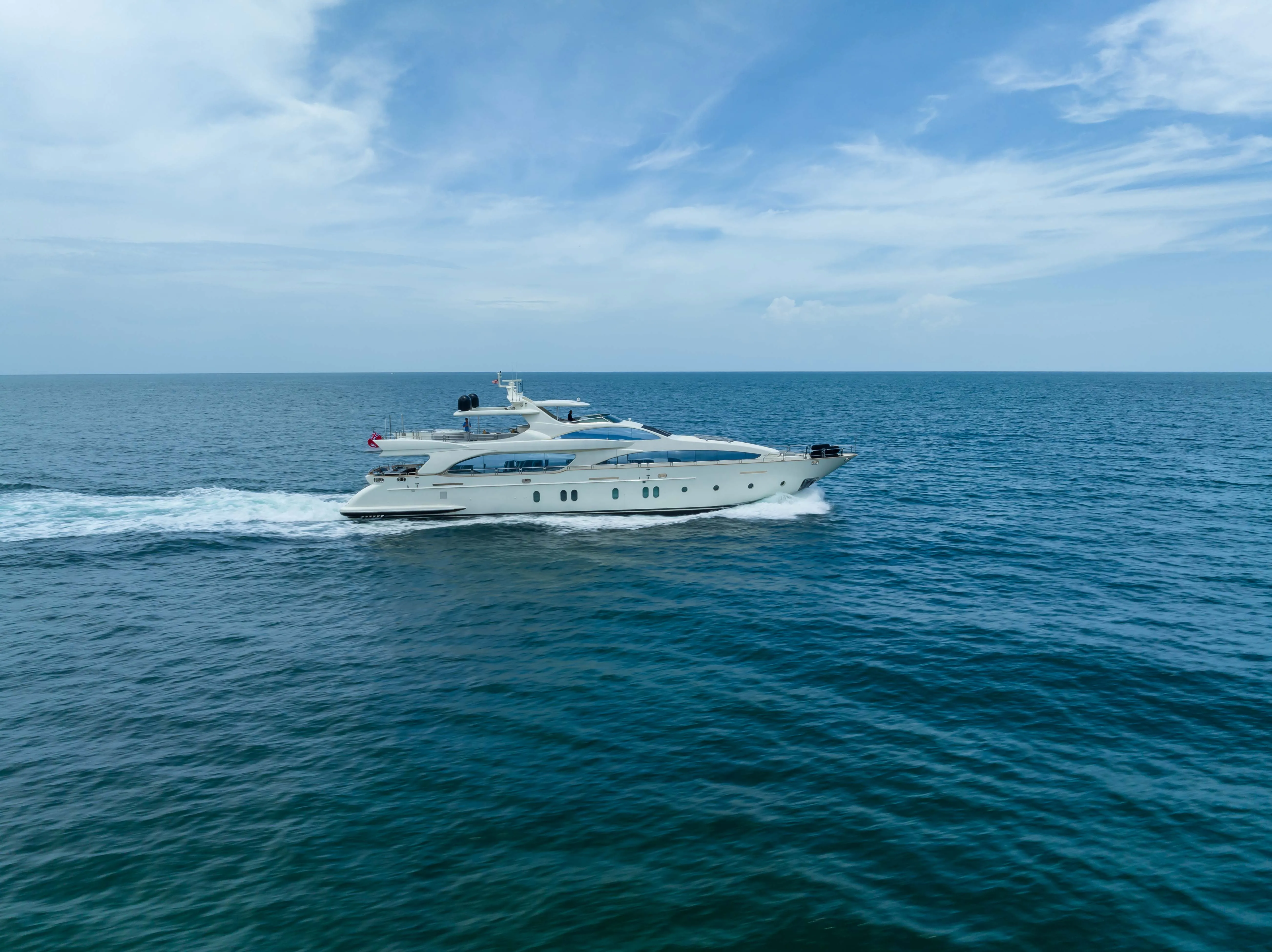 116' Azimut — image 19