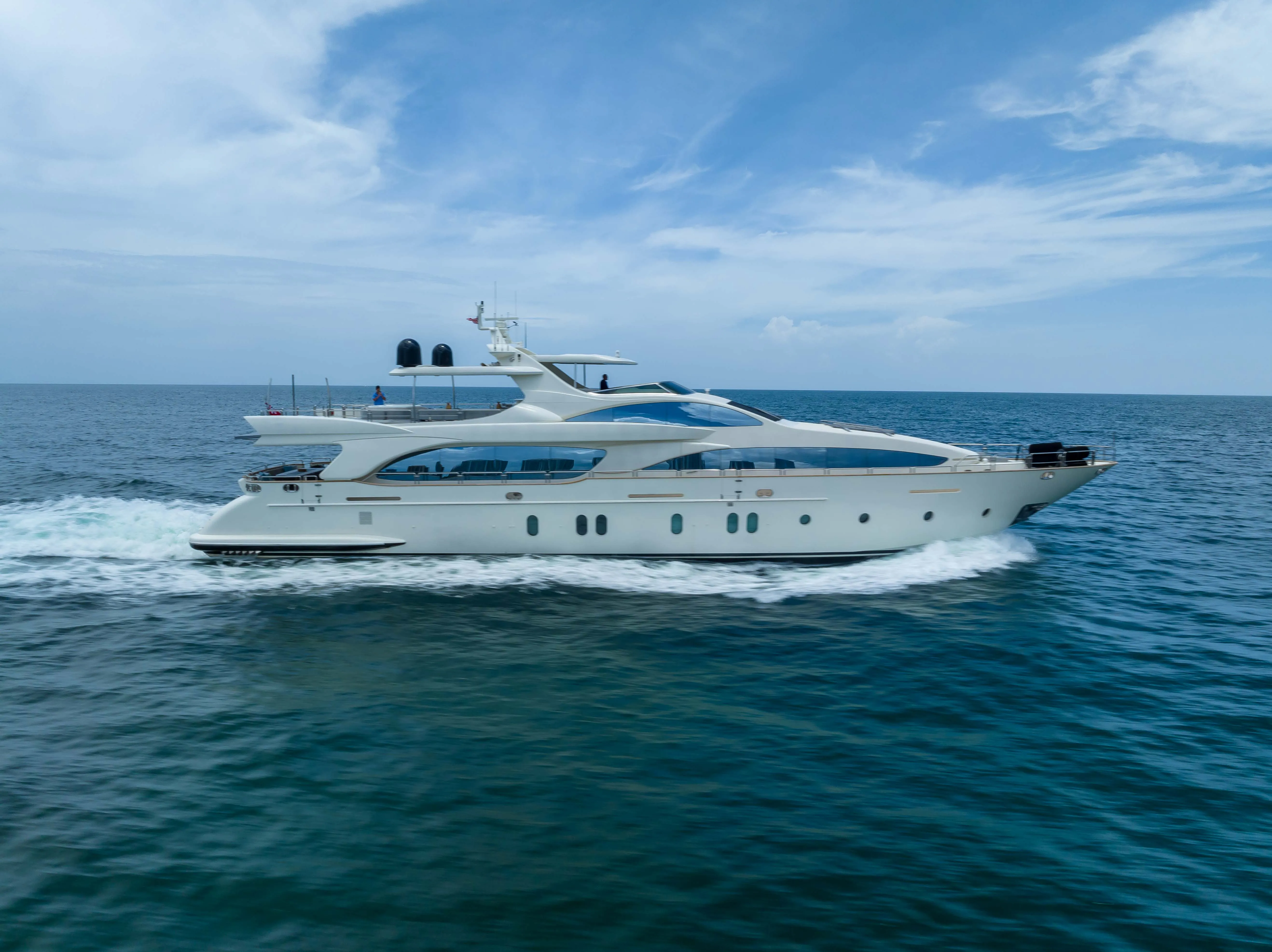 116' Azimut — image 20