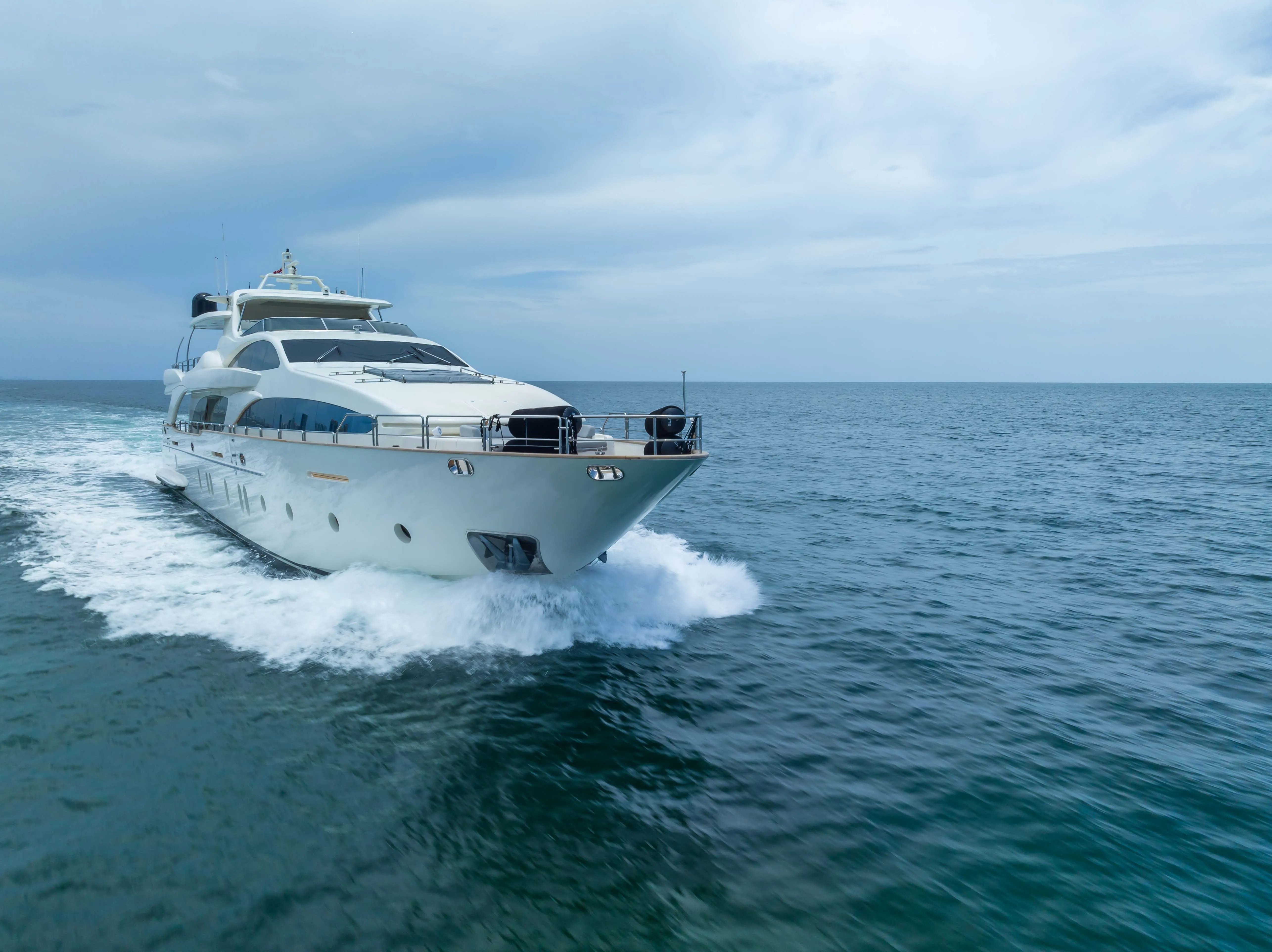 116' Azimut — image 21