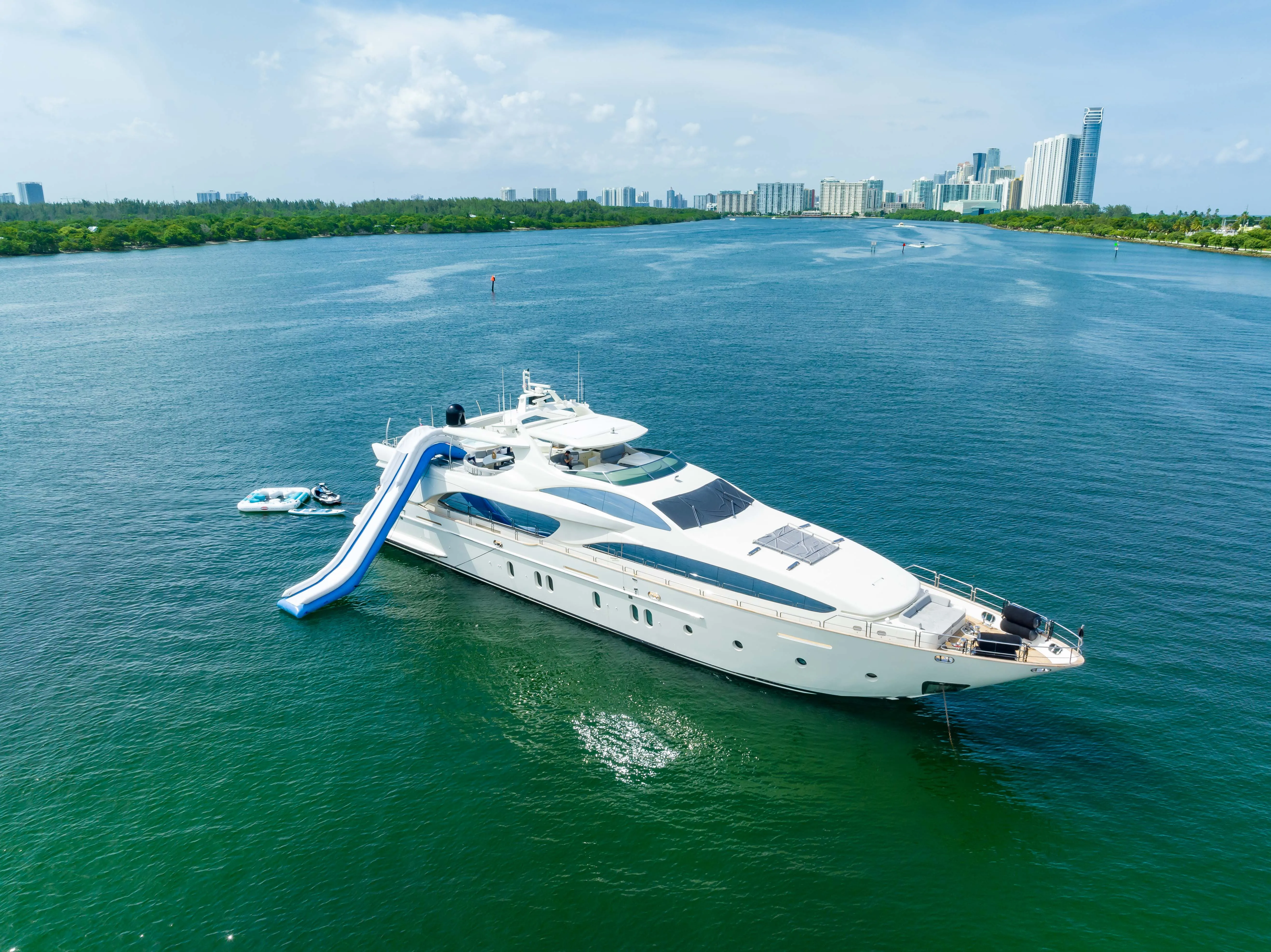 116' Azimut — image 34