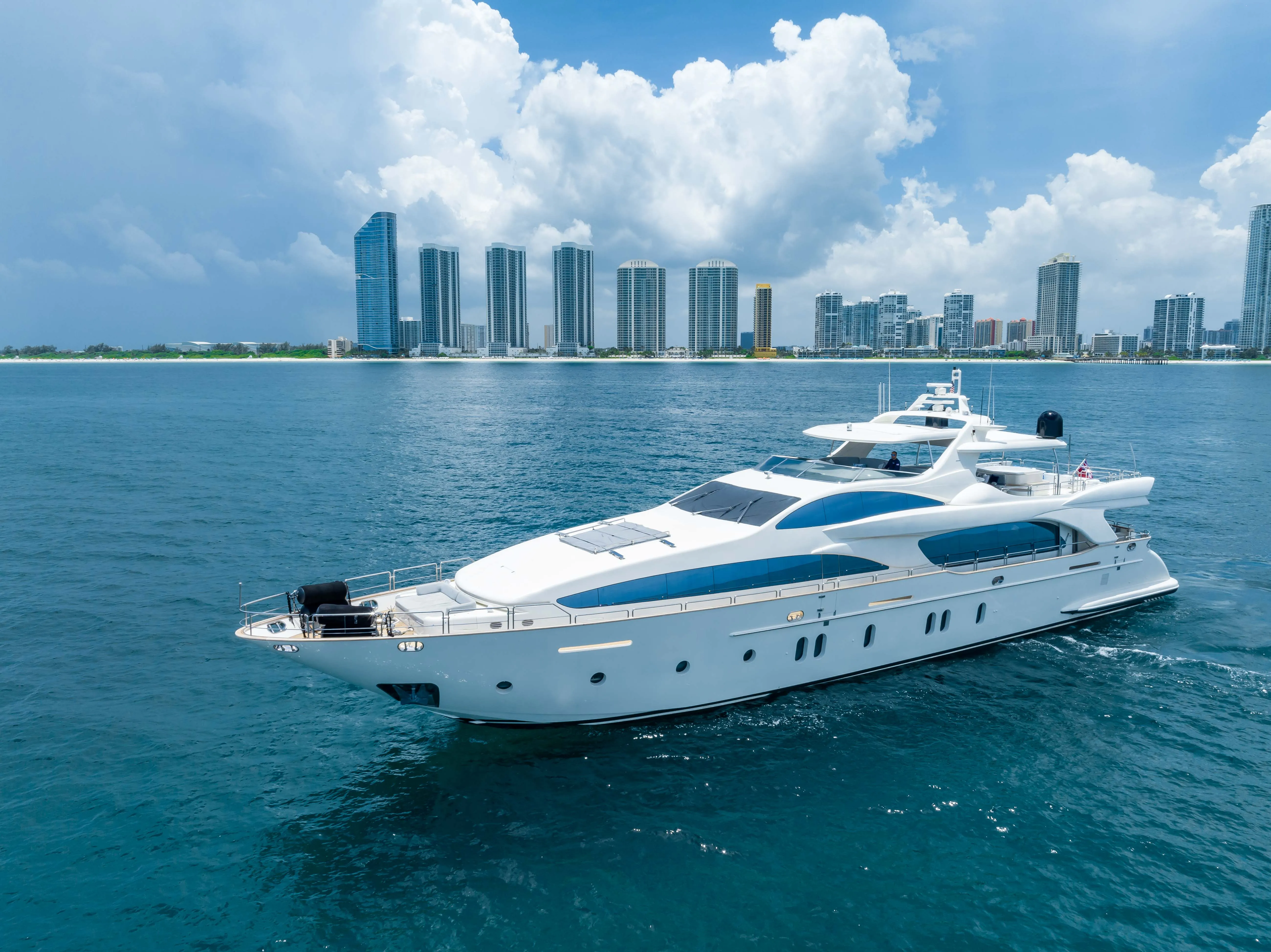 116' Azimut — image 44