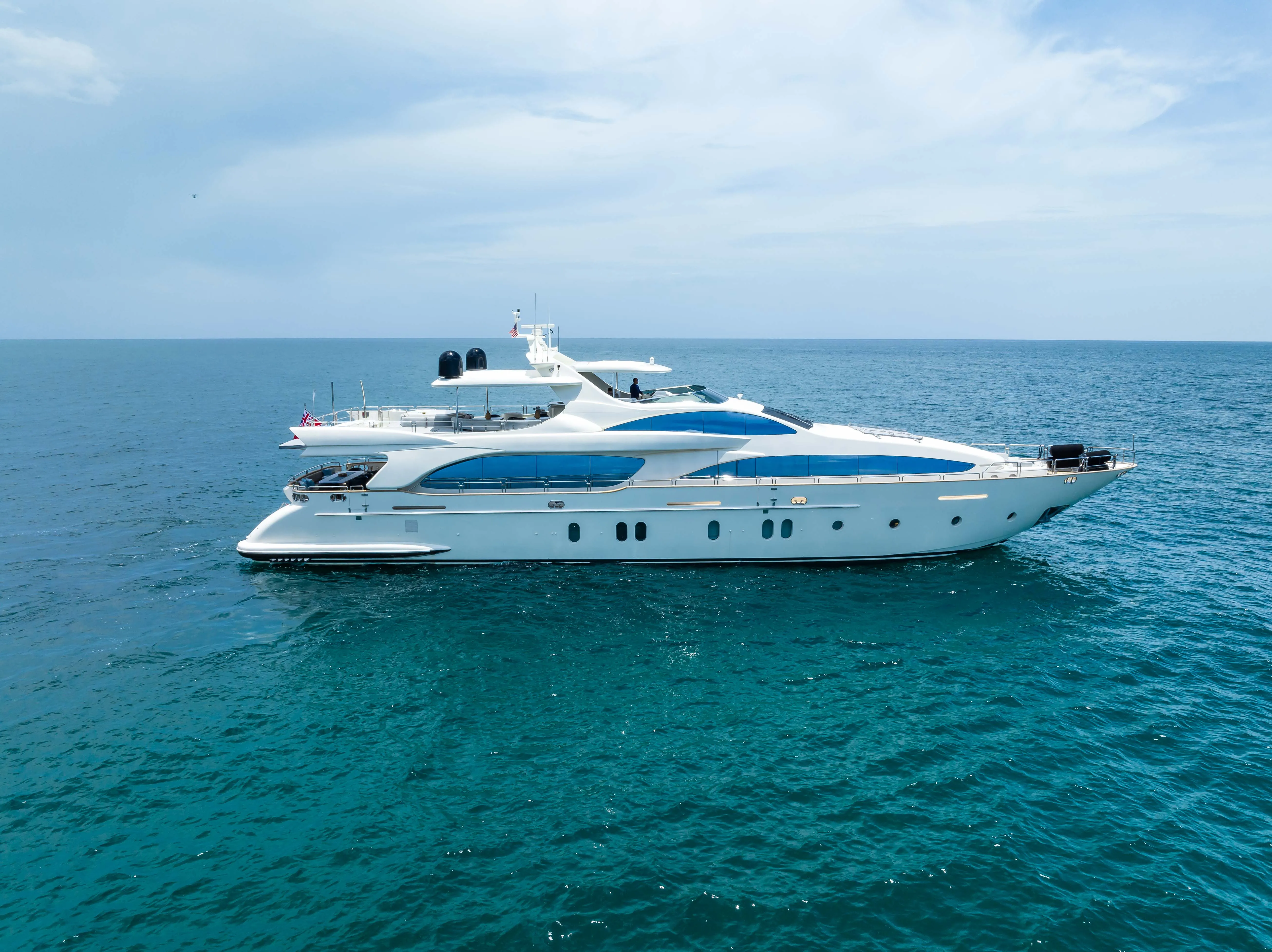 116' Azimut — image 46