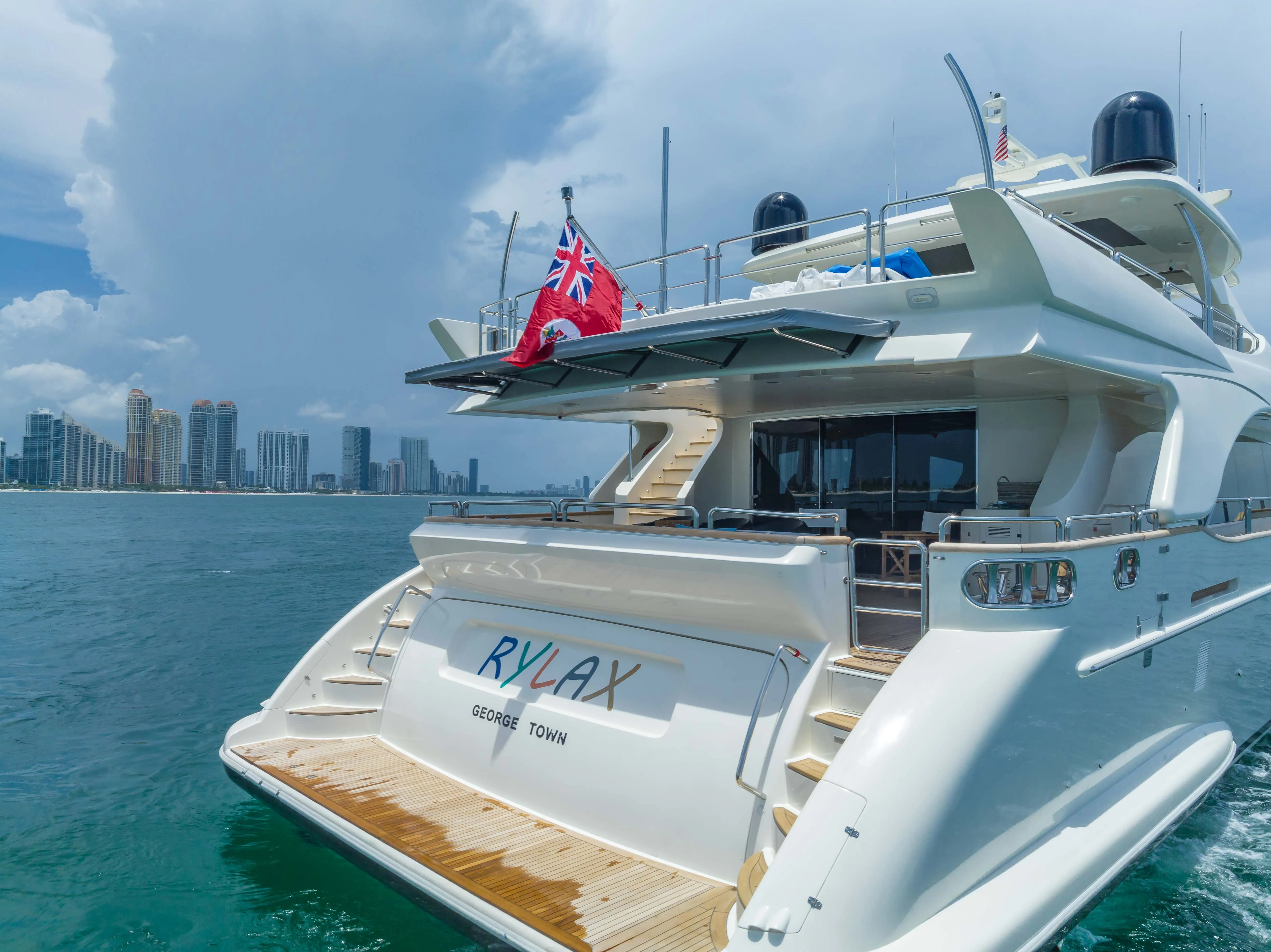 116' Azimut image 5