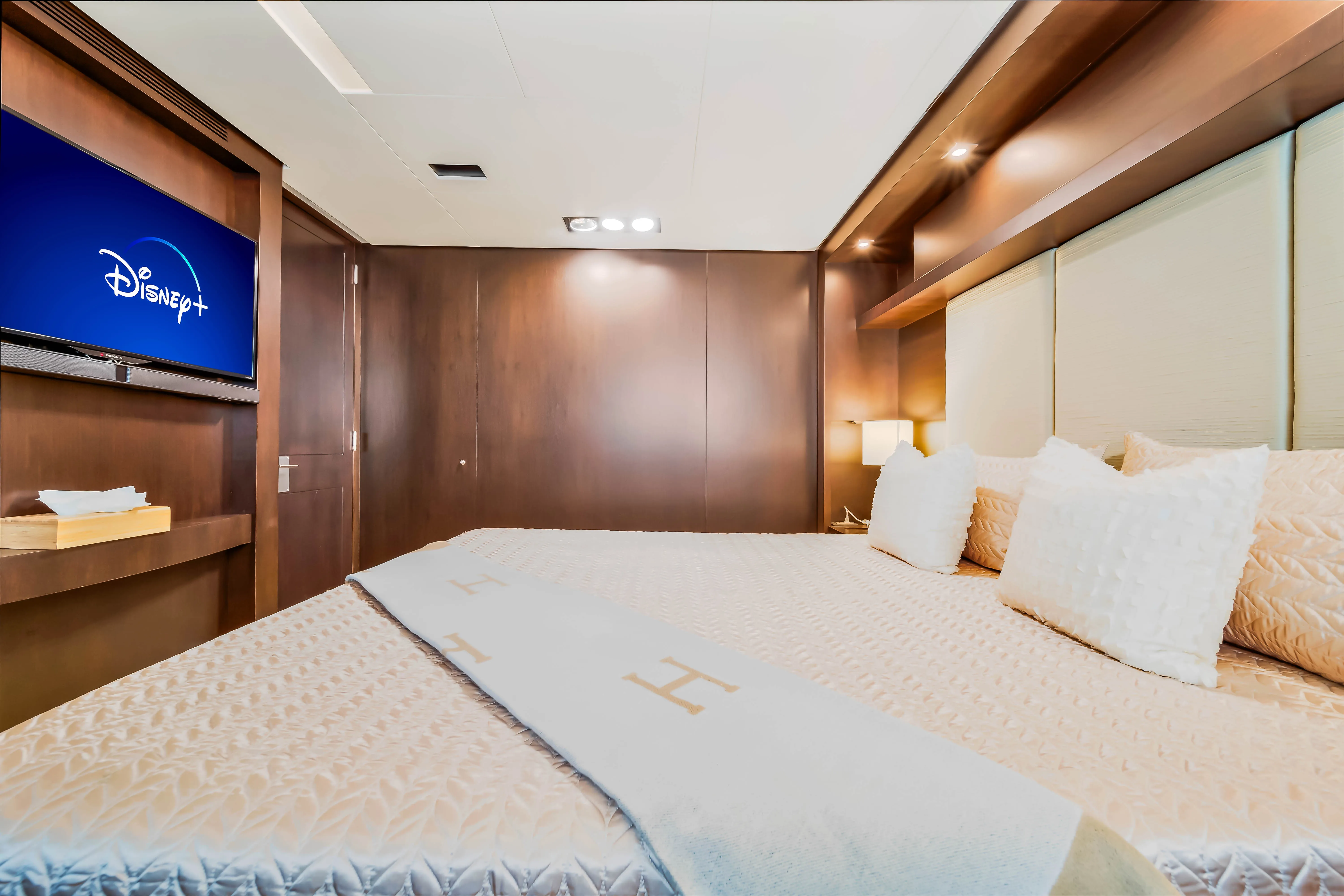 116' Azimut — image 54