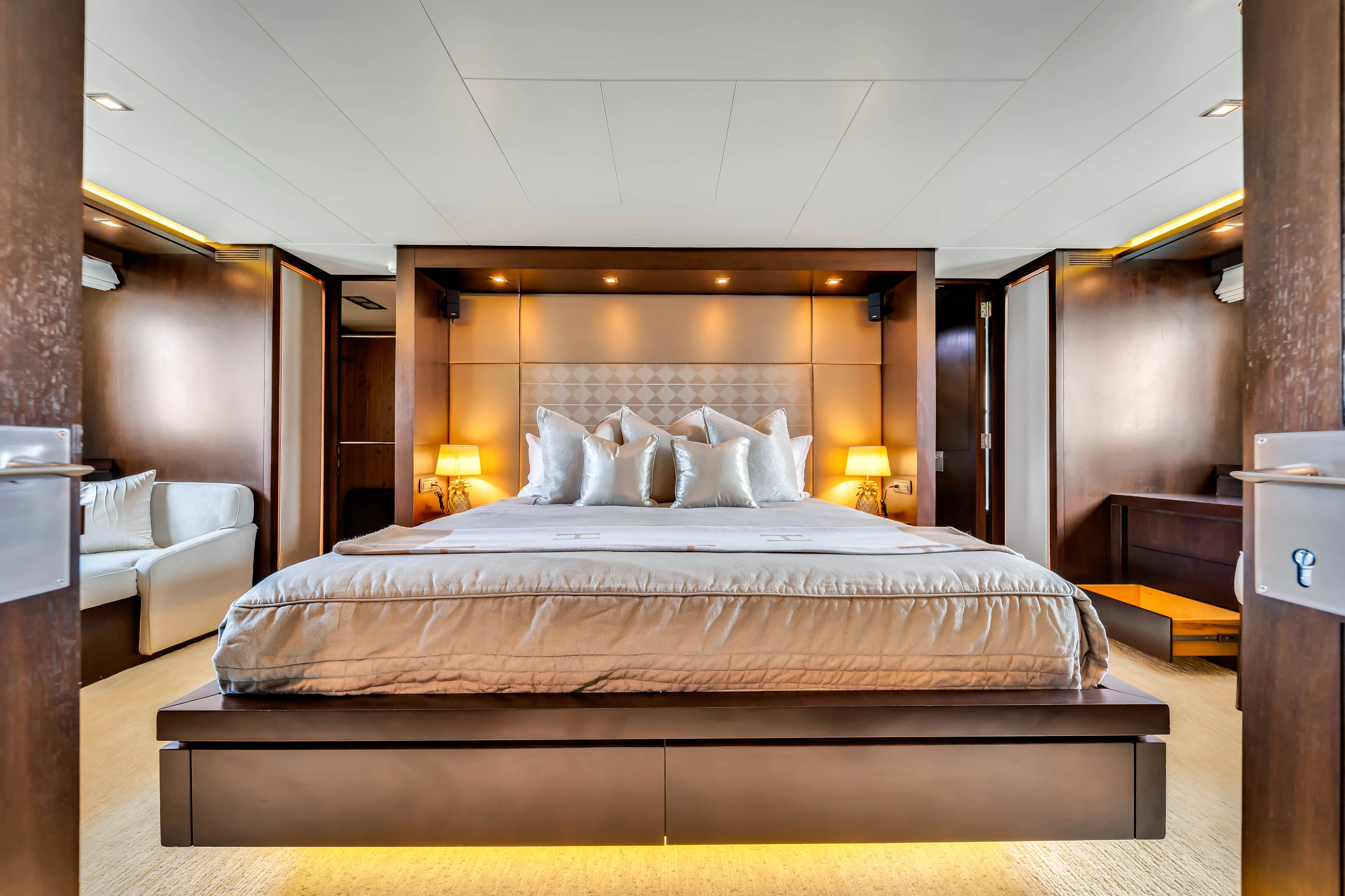 116' Azimut — image 64