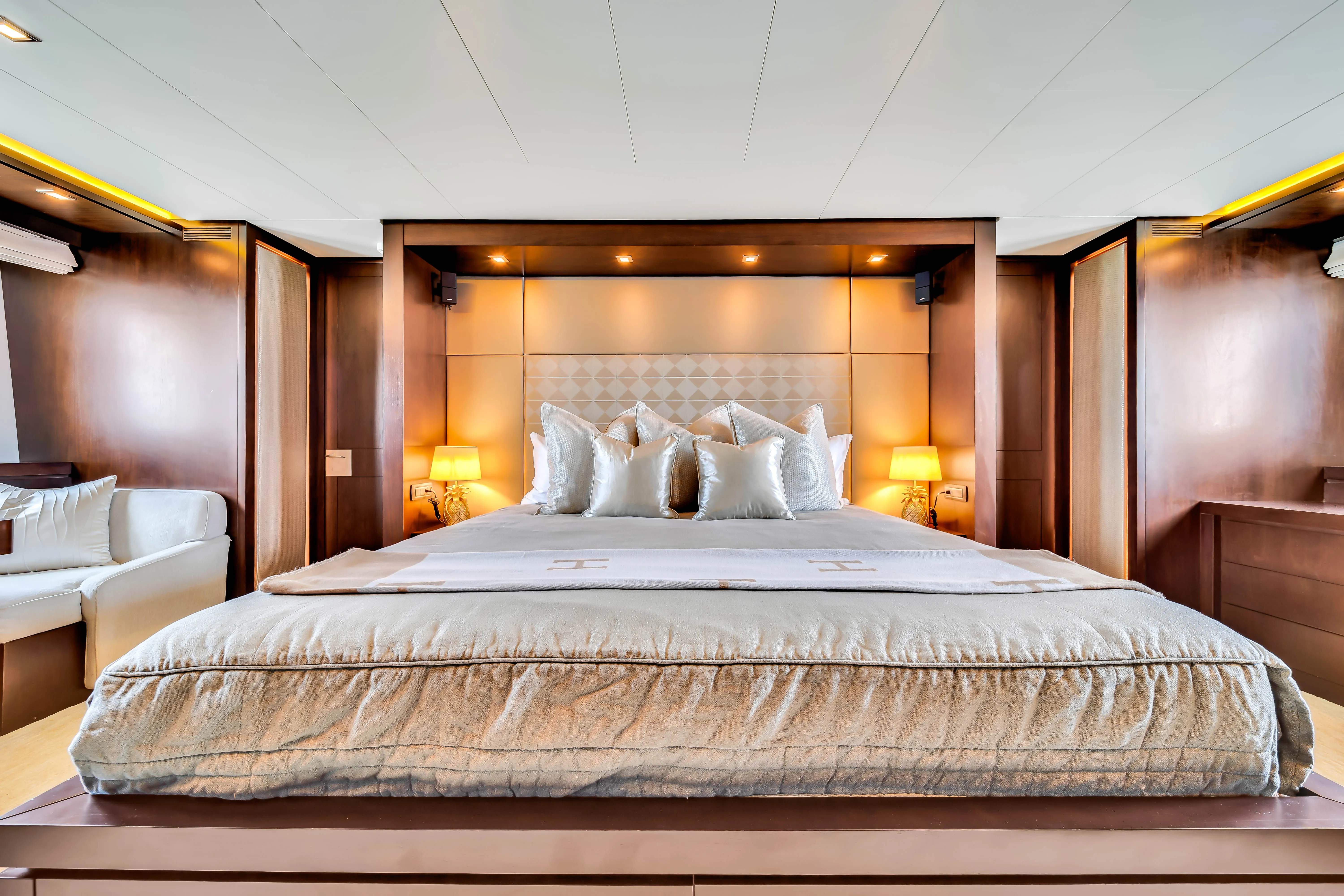116' Azimut — image 68