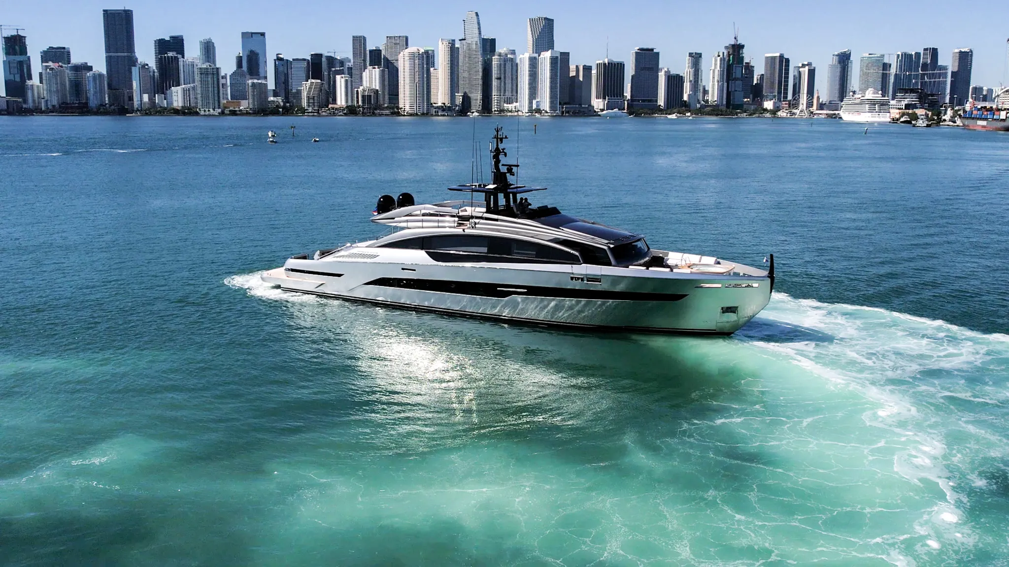 116' Pershing — image 12