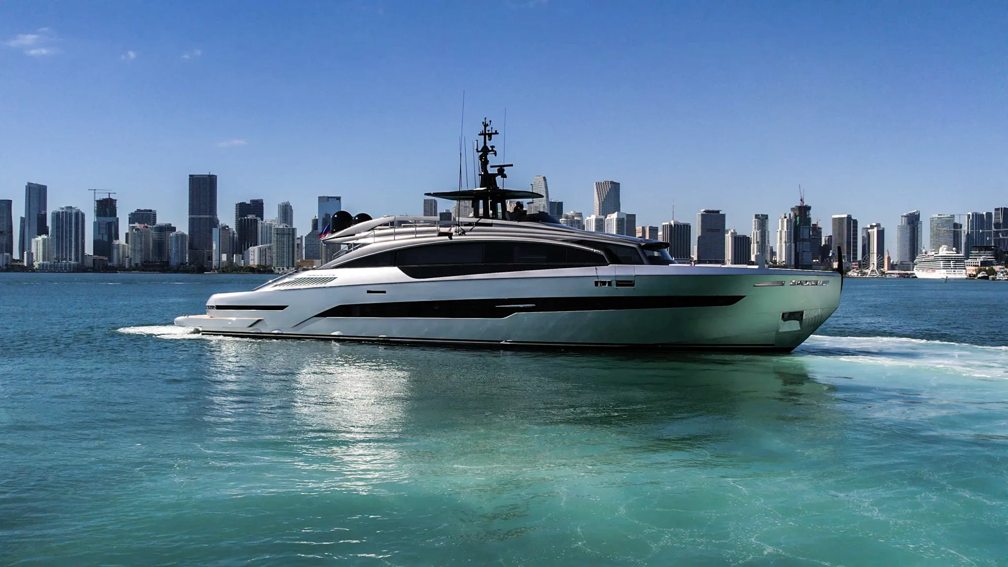 116' Pershing — image 13
