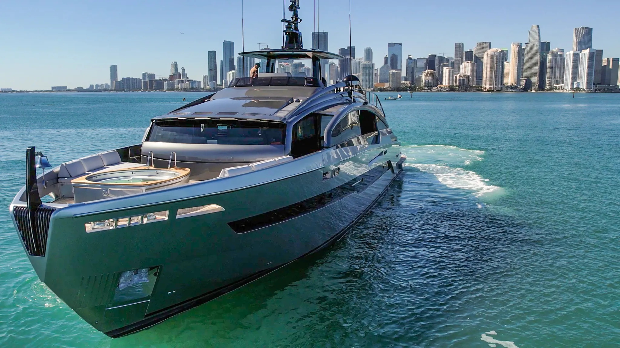 116' Pershing — image 32