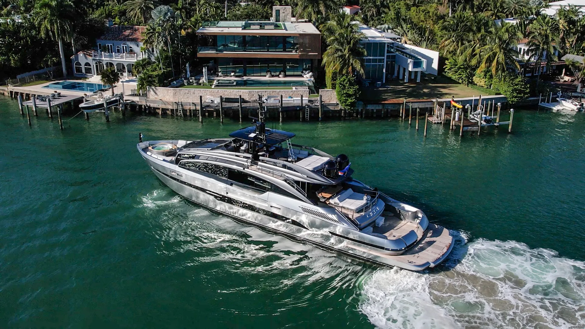 116' Pershing — image 40