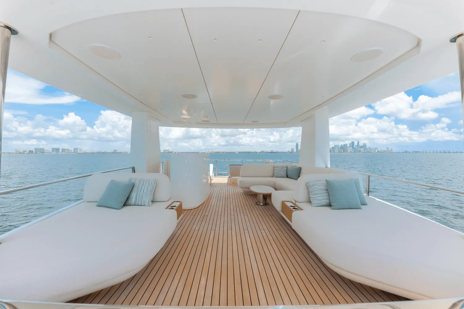 118' Azimut 2024 — image 11