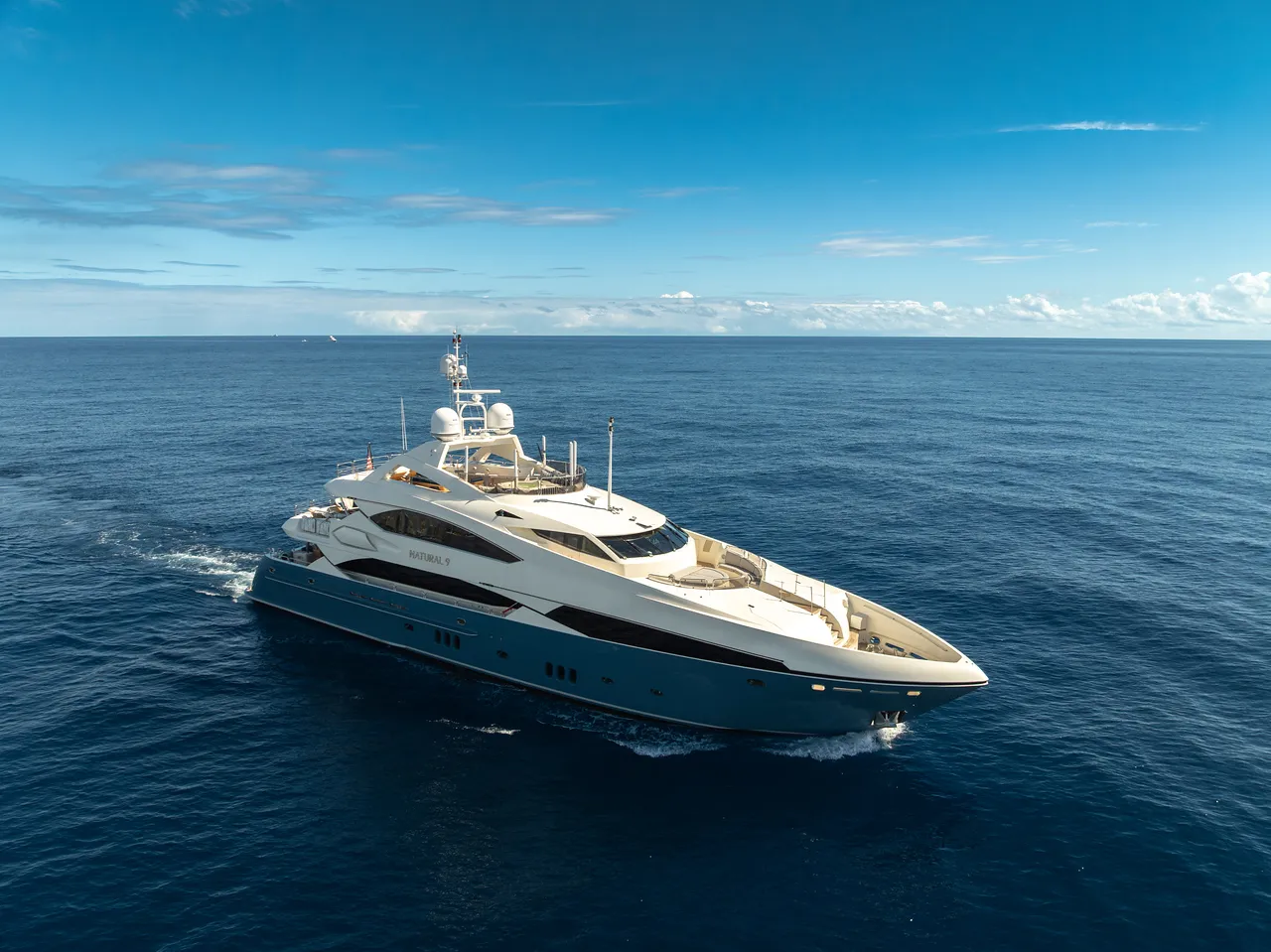 121' Sunseeker image 1