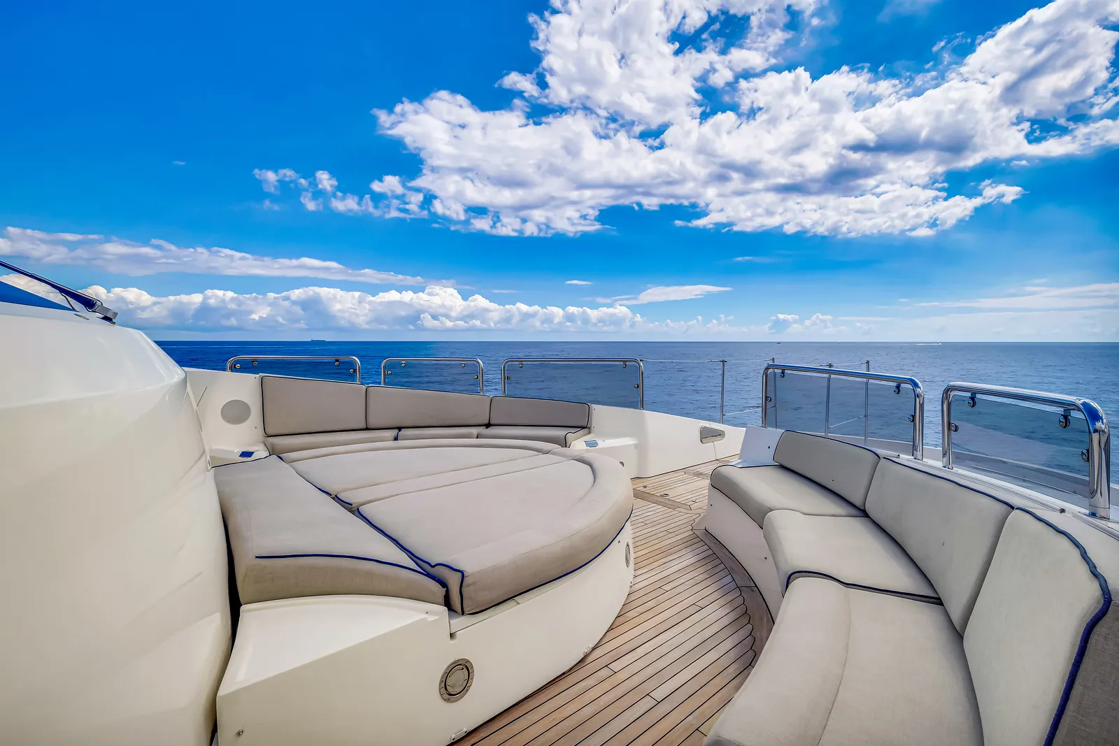 121' Sunseeker image 3