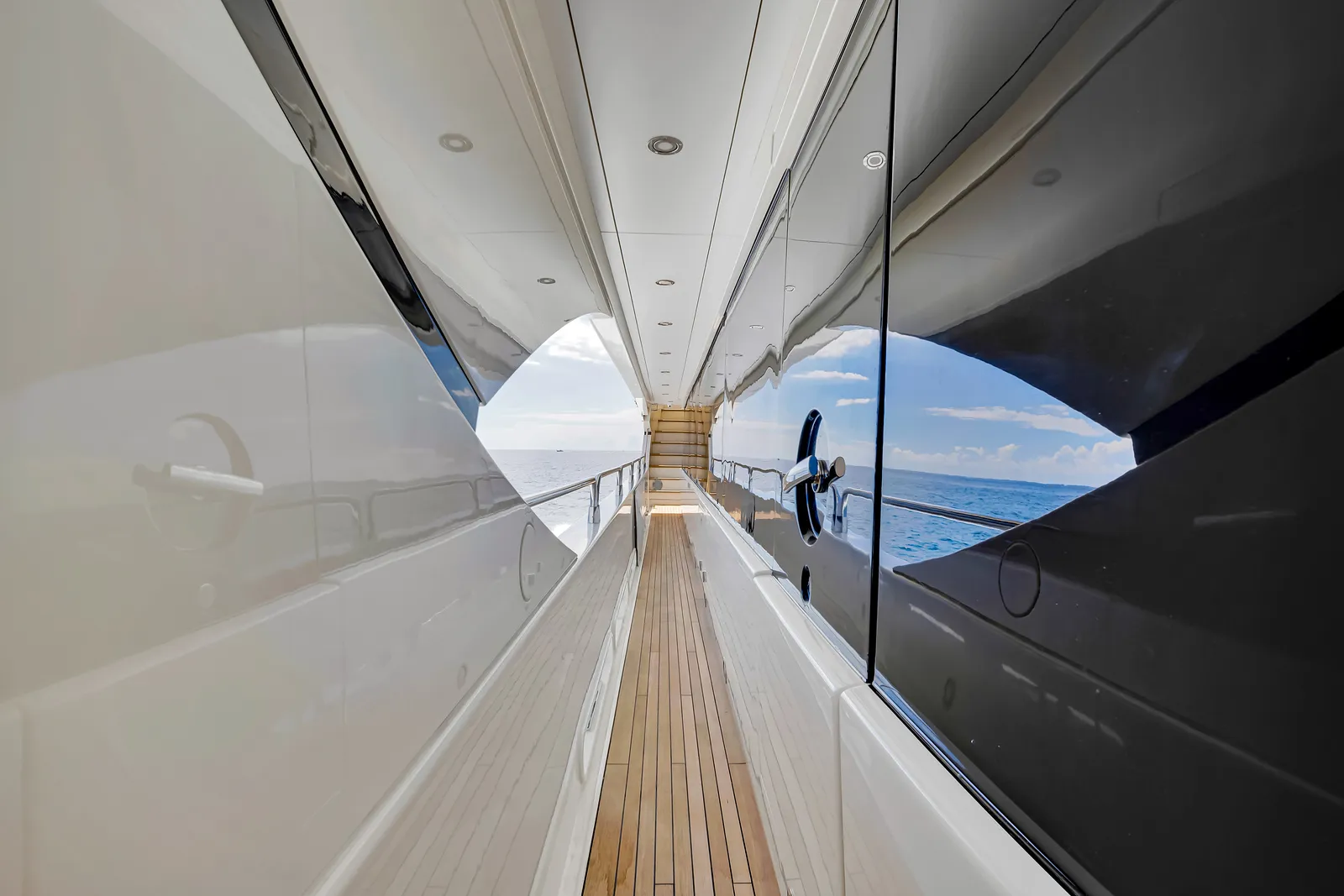 121' Sunseeker — image 41