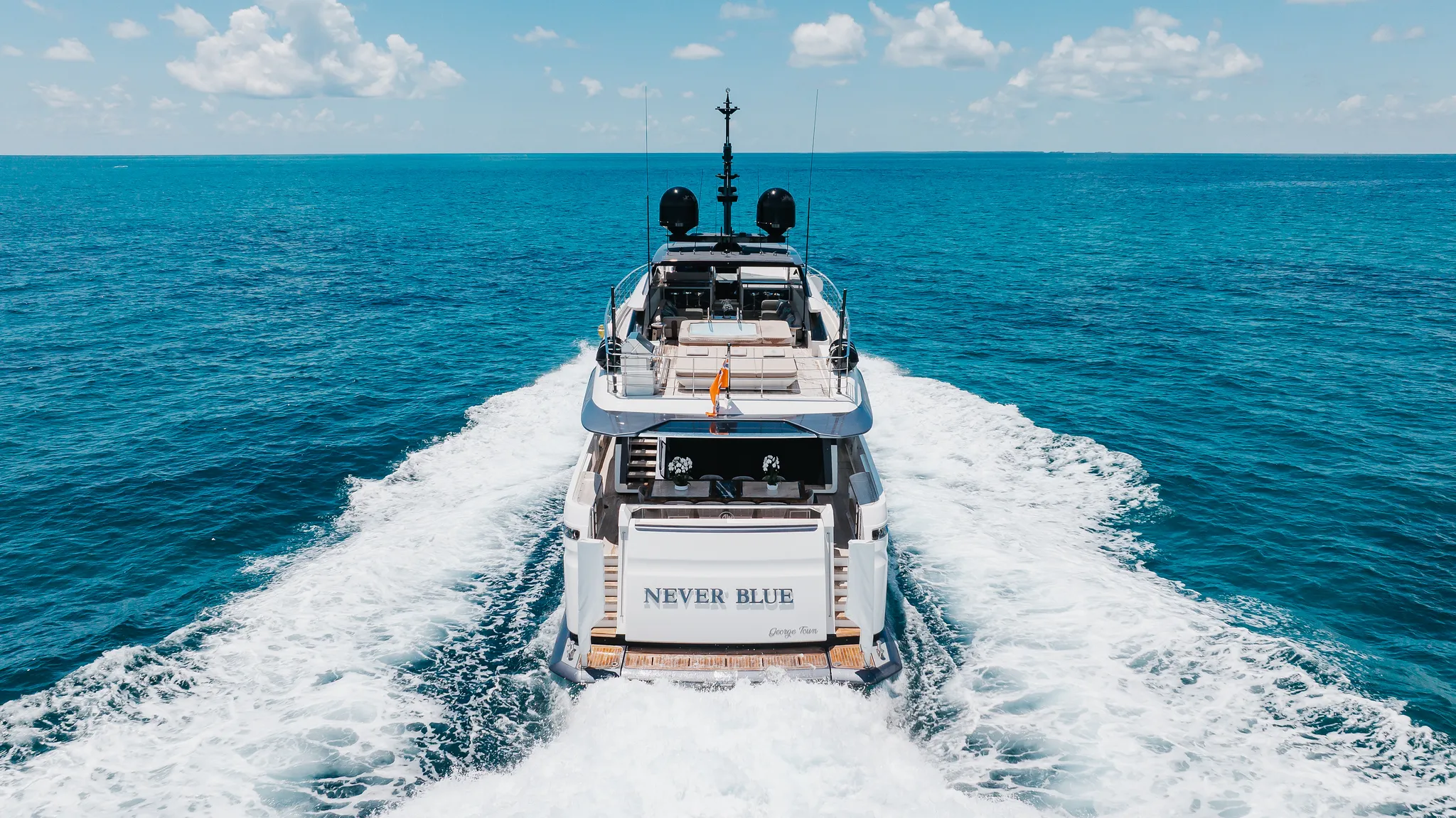 125' Custom Line — image 20