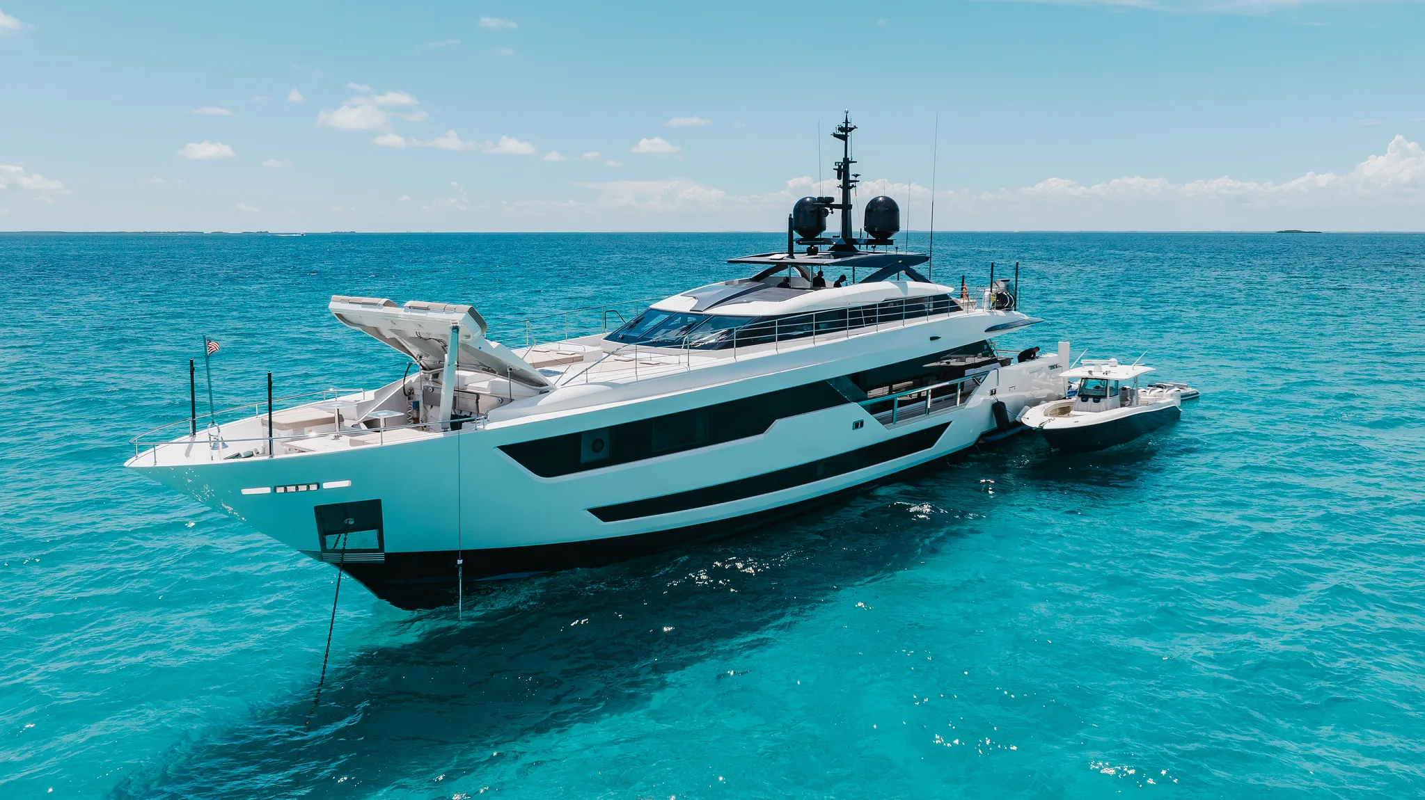 125' Custom Line — image 24