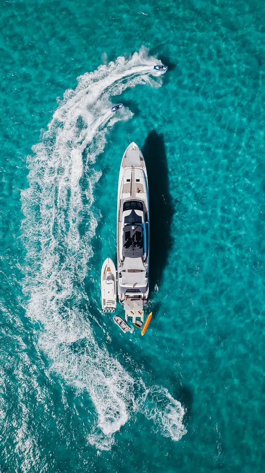 125' Custom Line — image 36