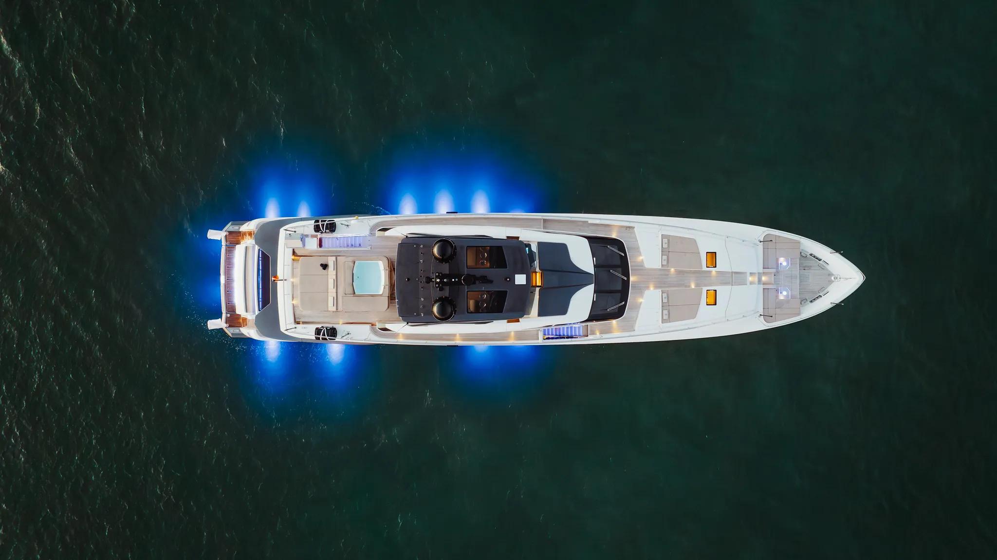 125' Custom Line — image 38