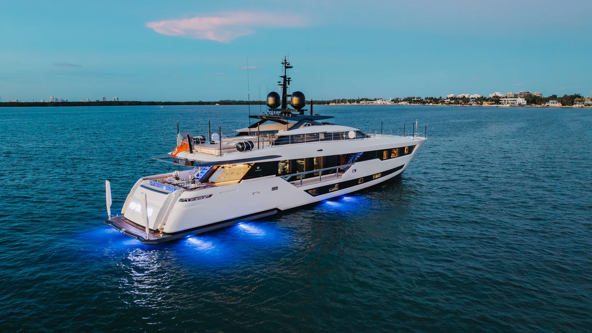 125' Custom Line — image 39
