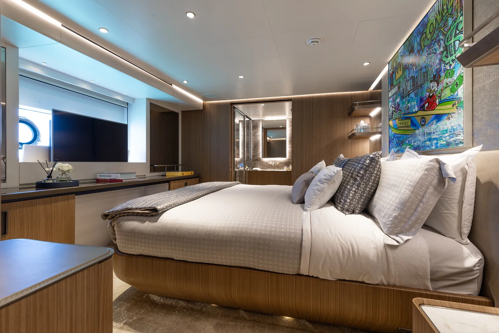 125' Custom Line — image 48
