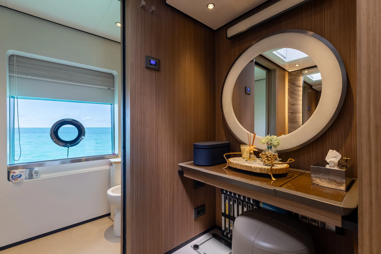 125' Custom Line — image 66