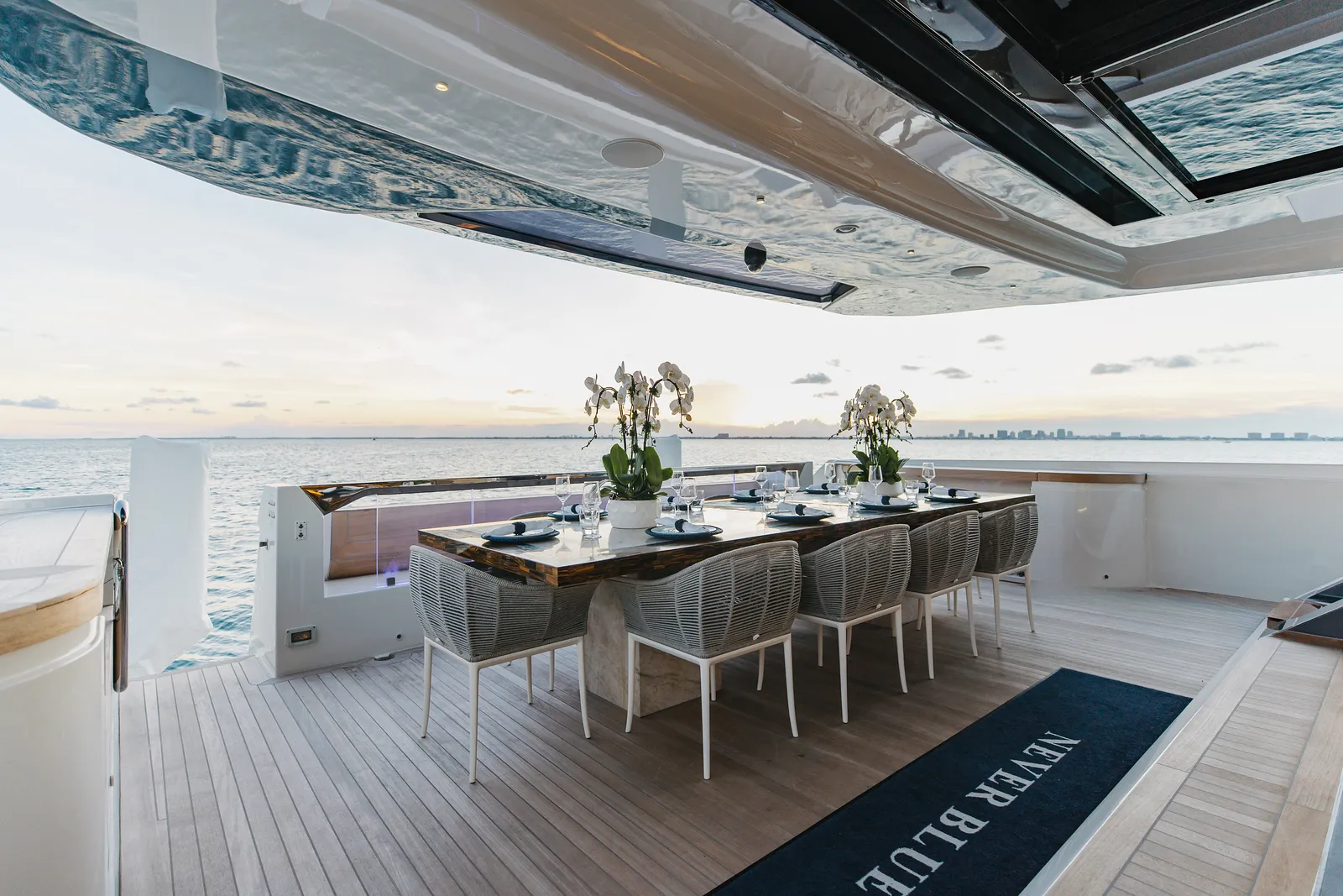 125' Custom Line — image 96