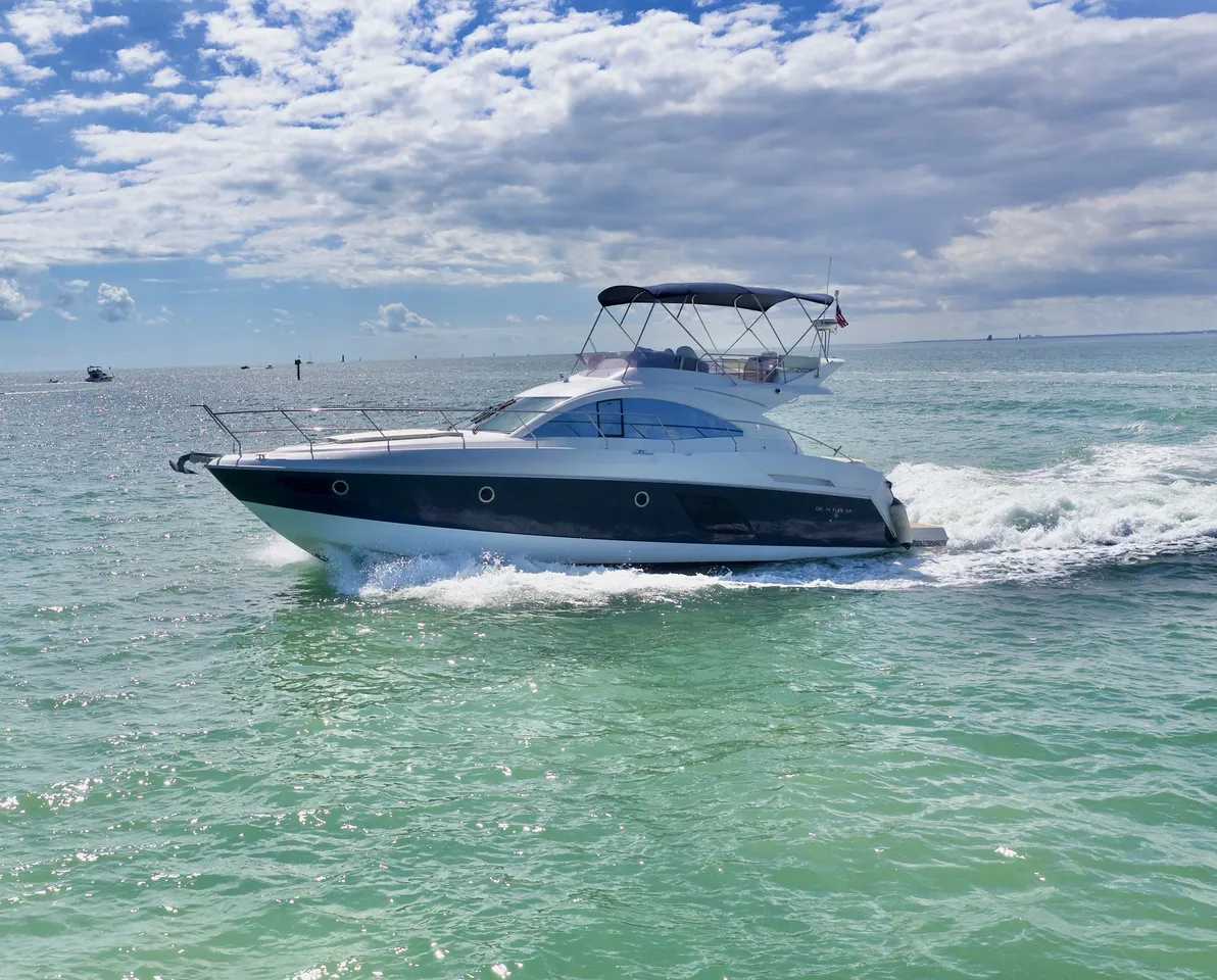 52' Beneteau image 1