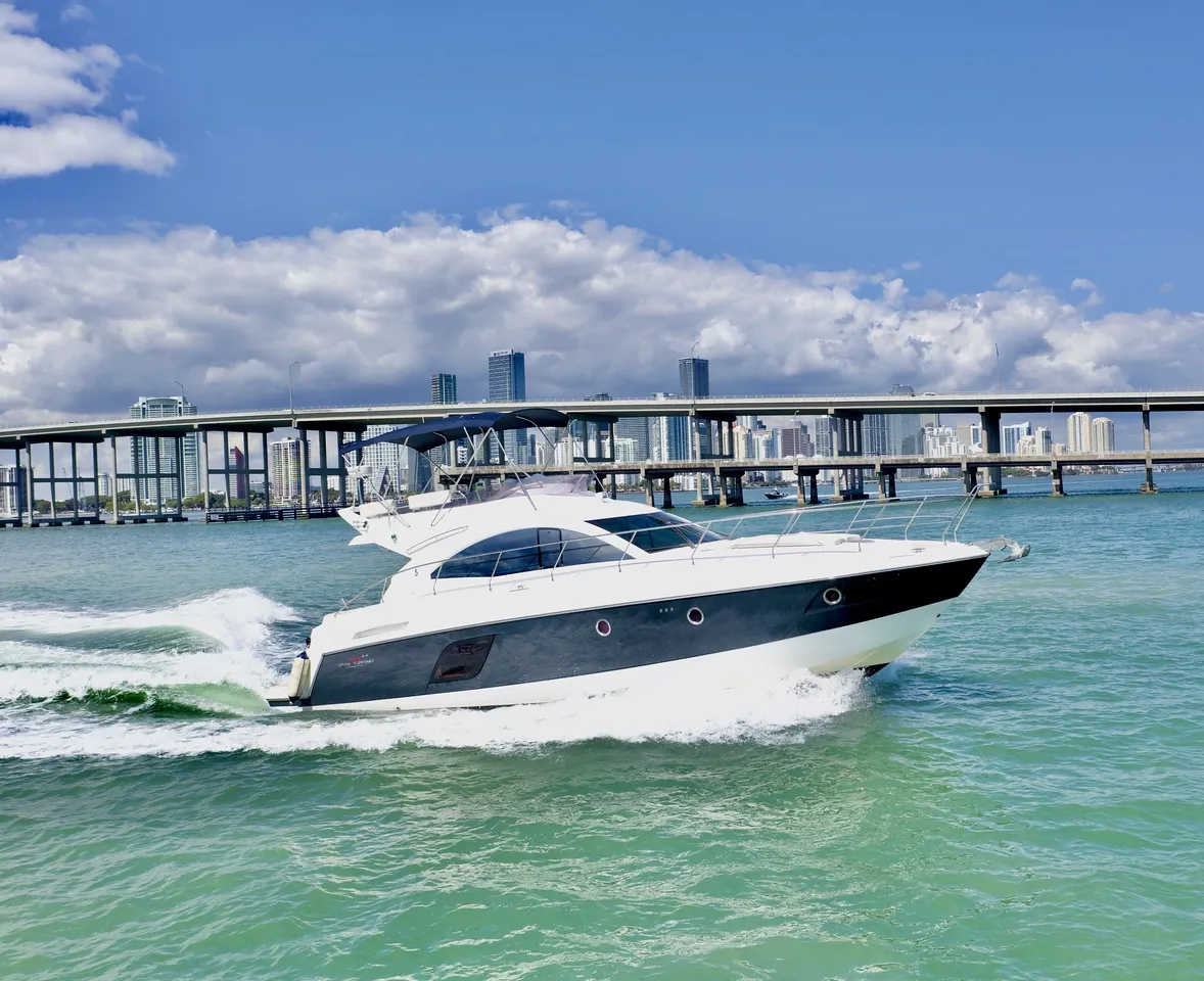 52' Beneteau — image 23