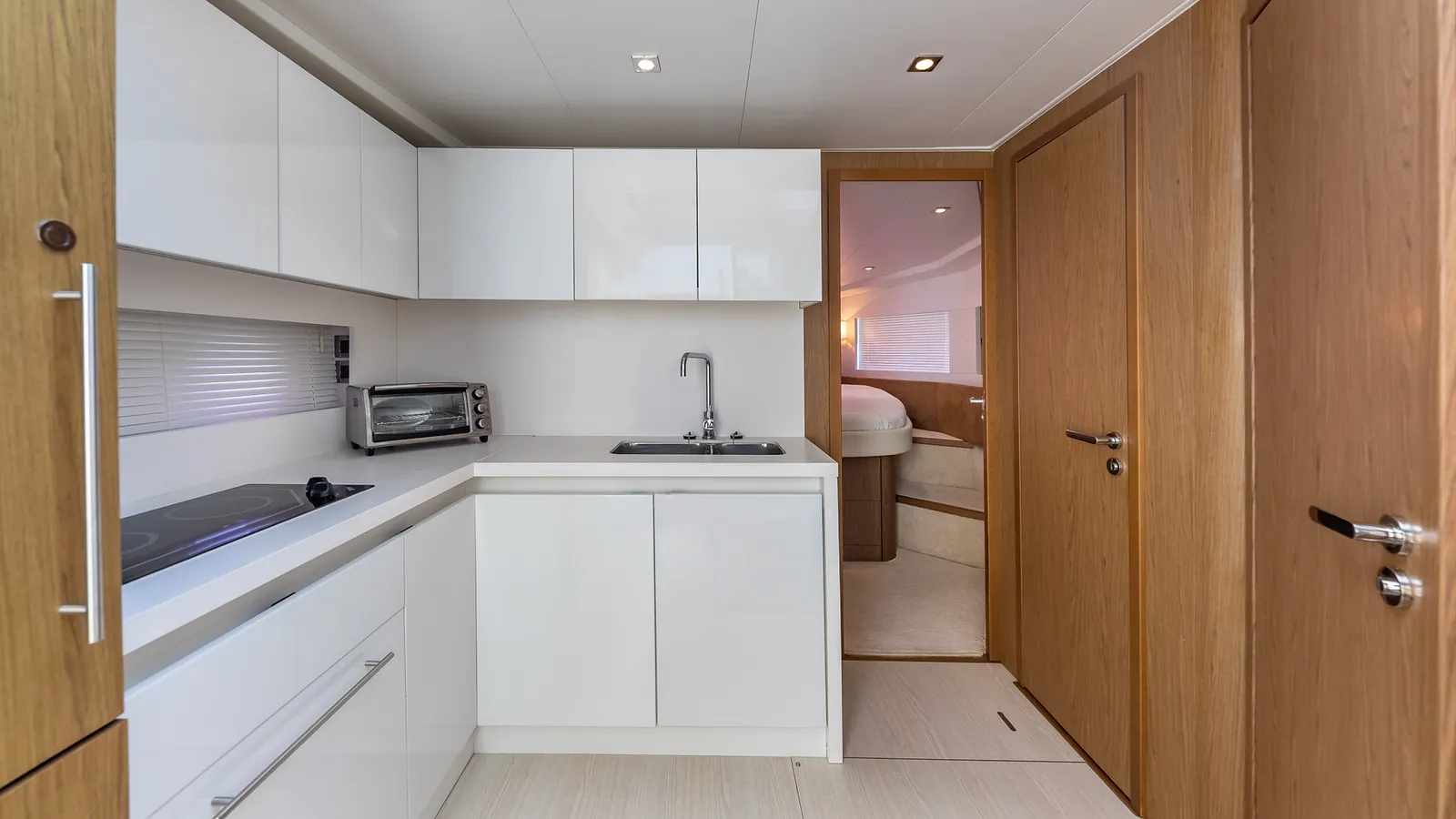 52' Beneteau — image 9