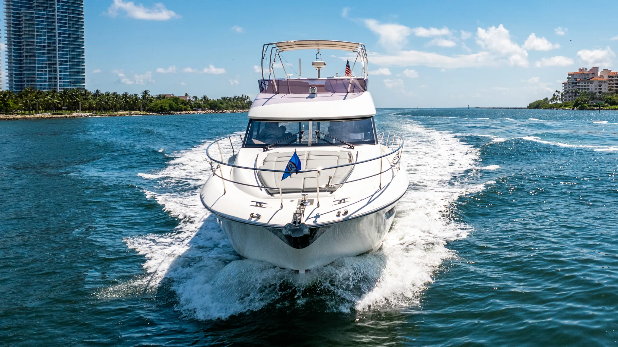 52' Prestige — image 22