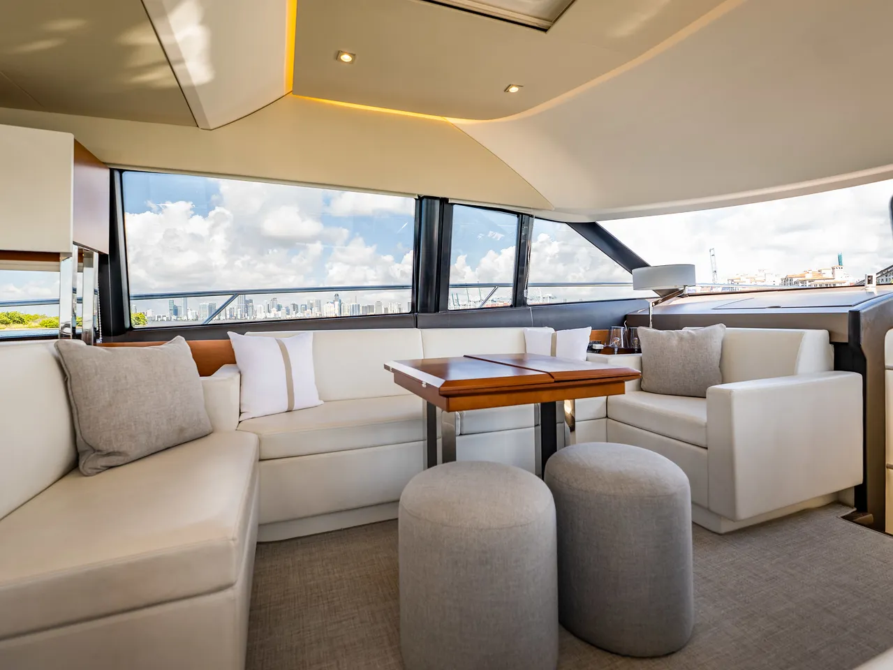 52' Prestige — image 57