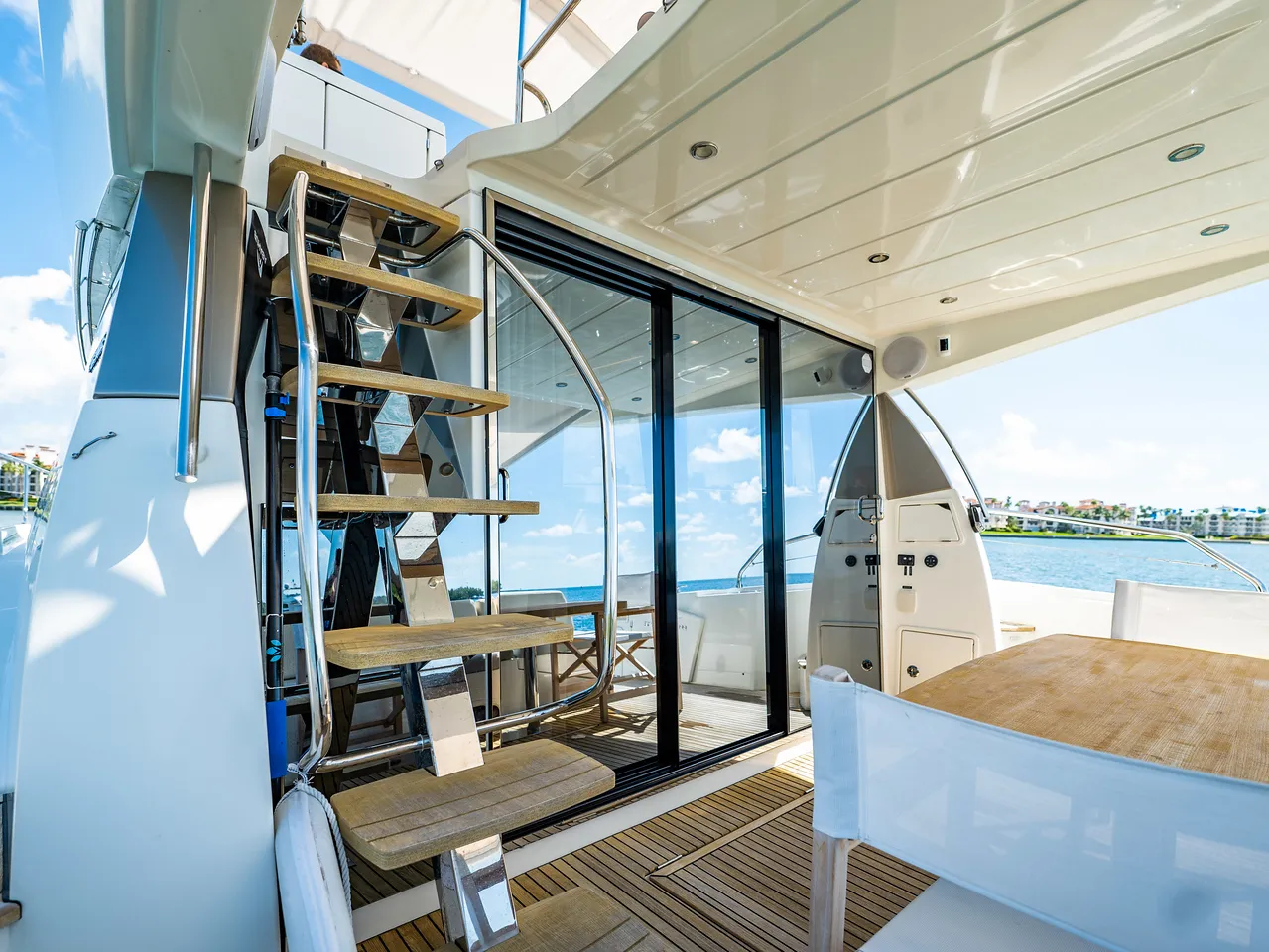 52' Prestige — image 64