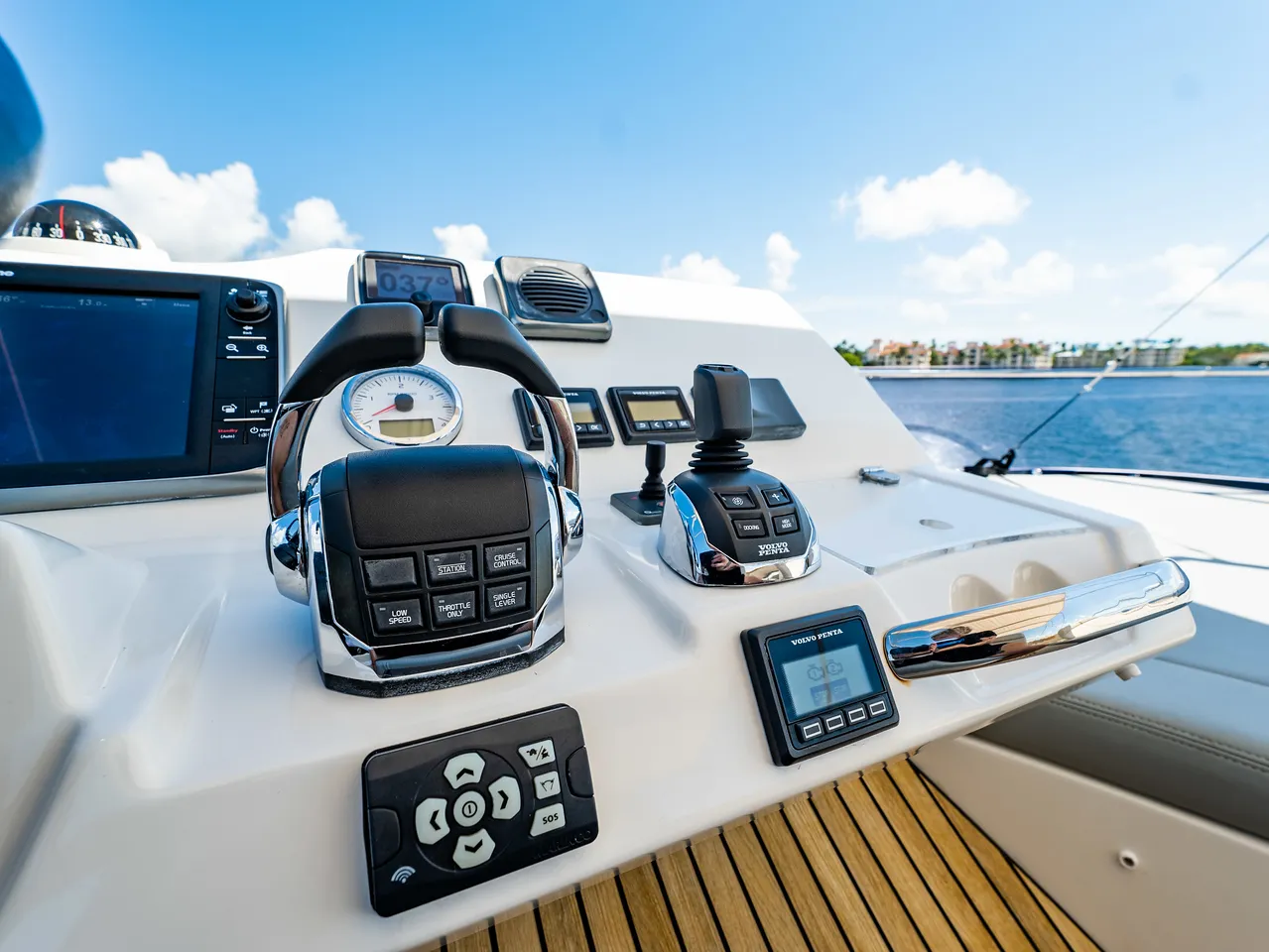 52' Prestige — image 79