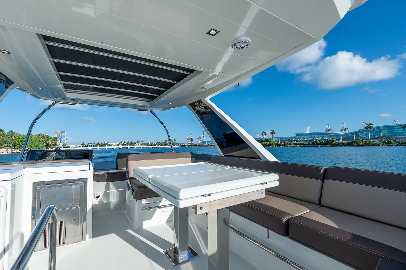 53' Galeon image 2