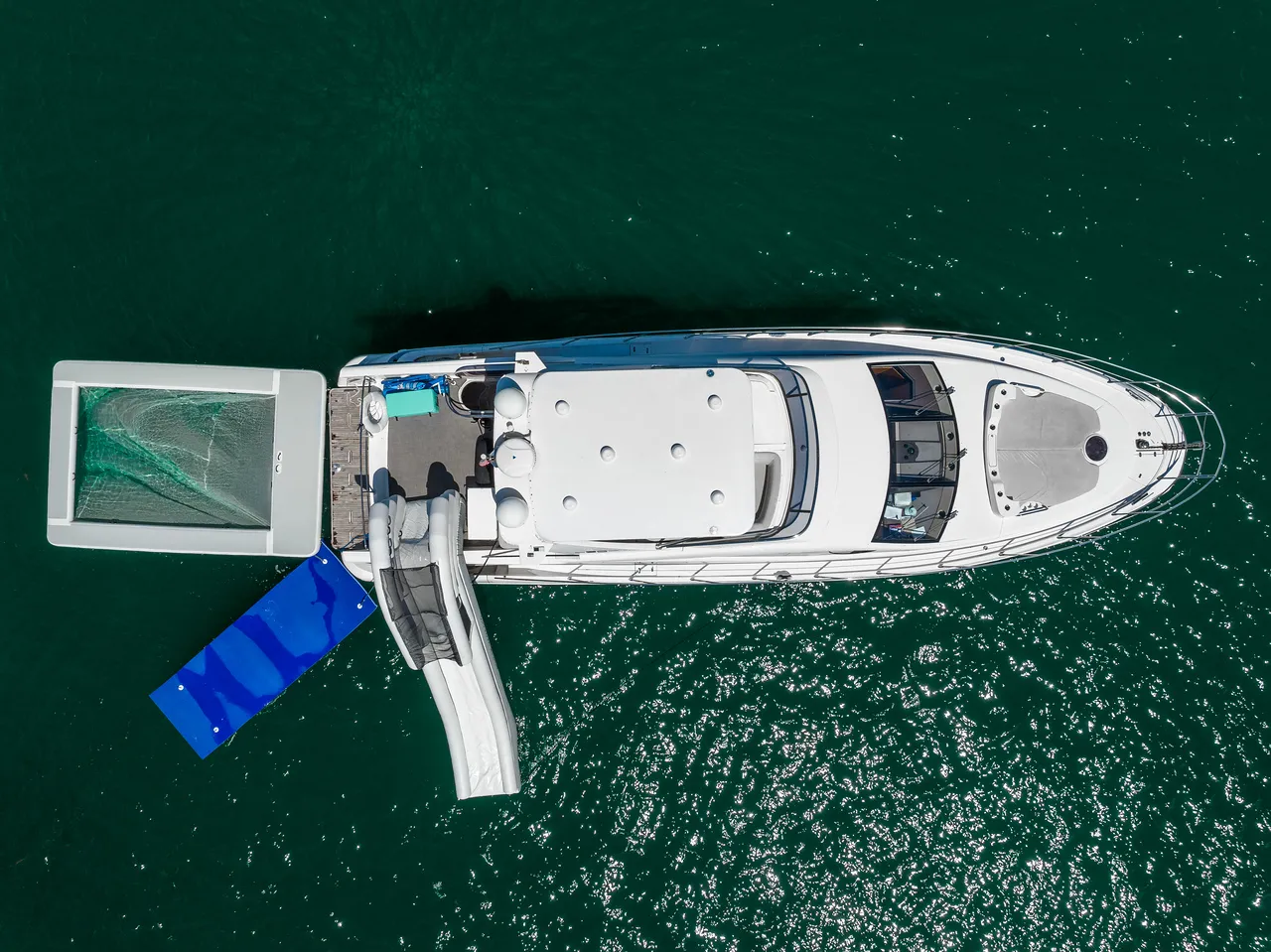 60' Azimut — image 10