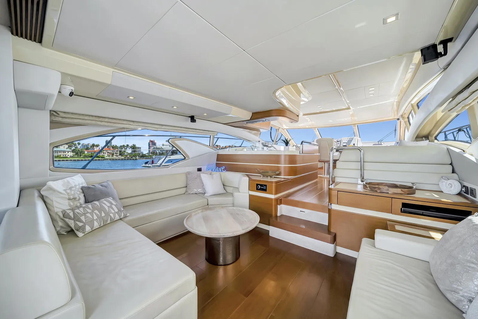 60' Azimut — image 15