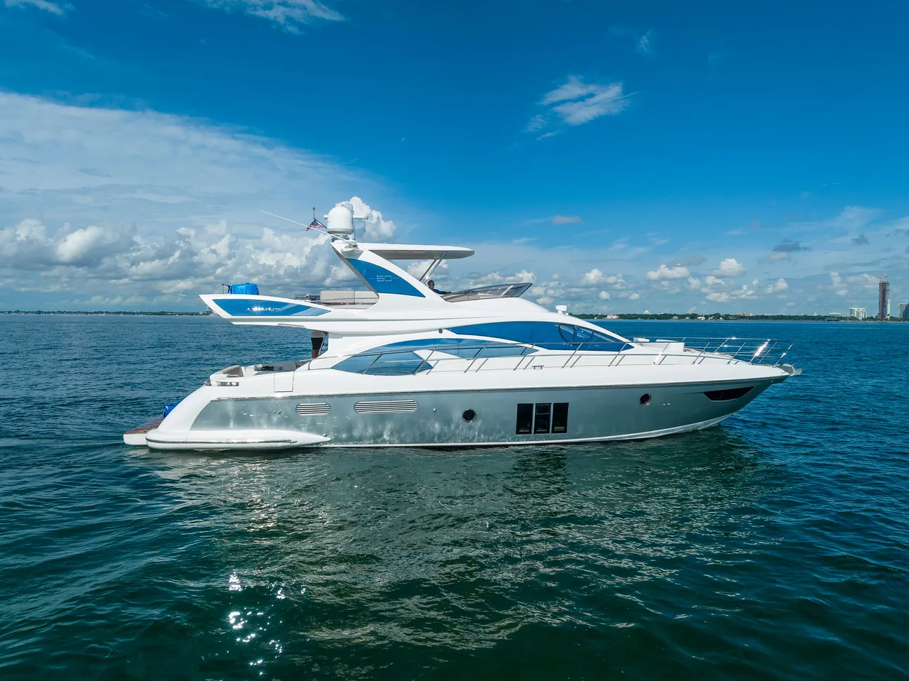 60' Azimut — image 9