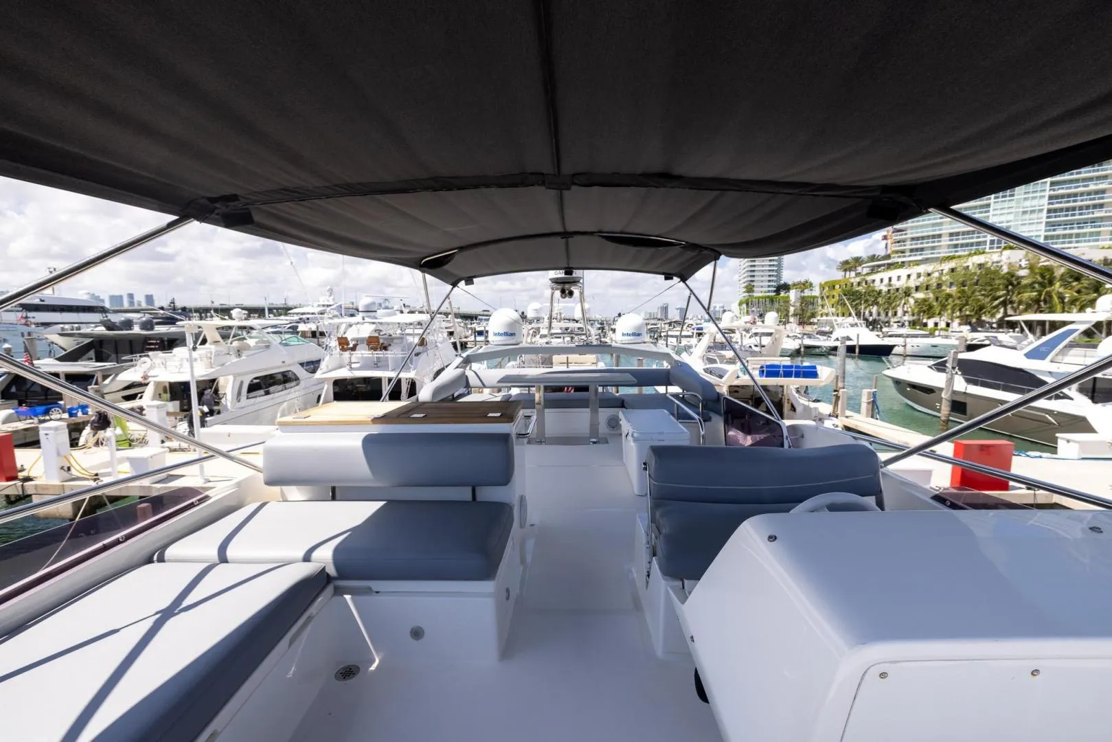 65' Numarine 2016 — image 6