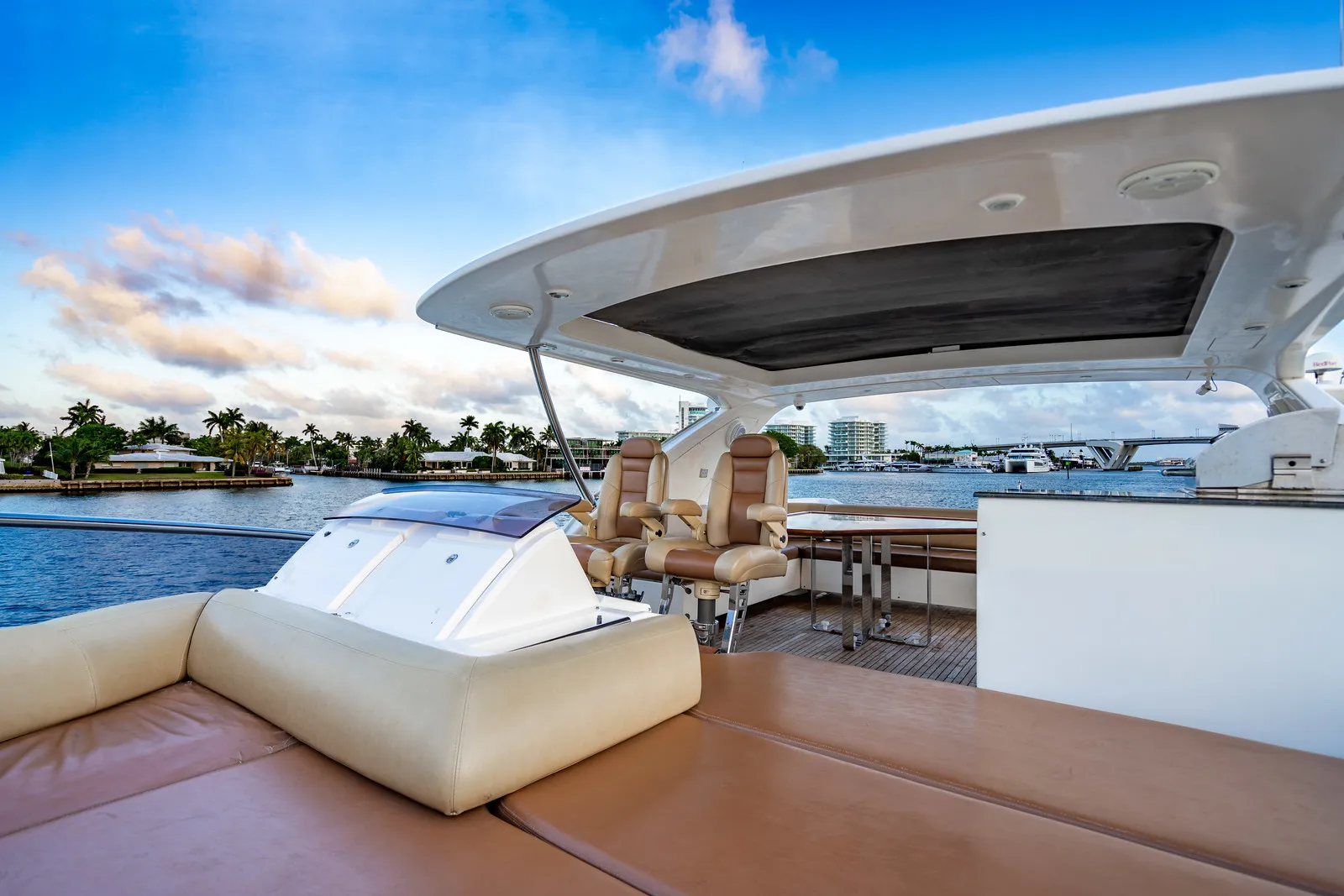 70' Azimut — image 46