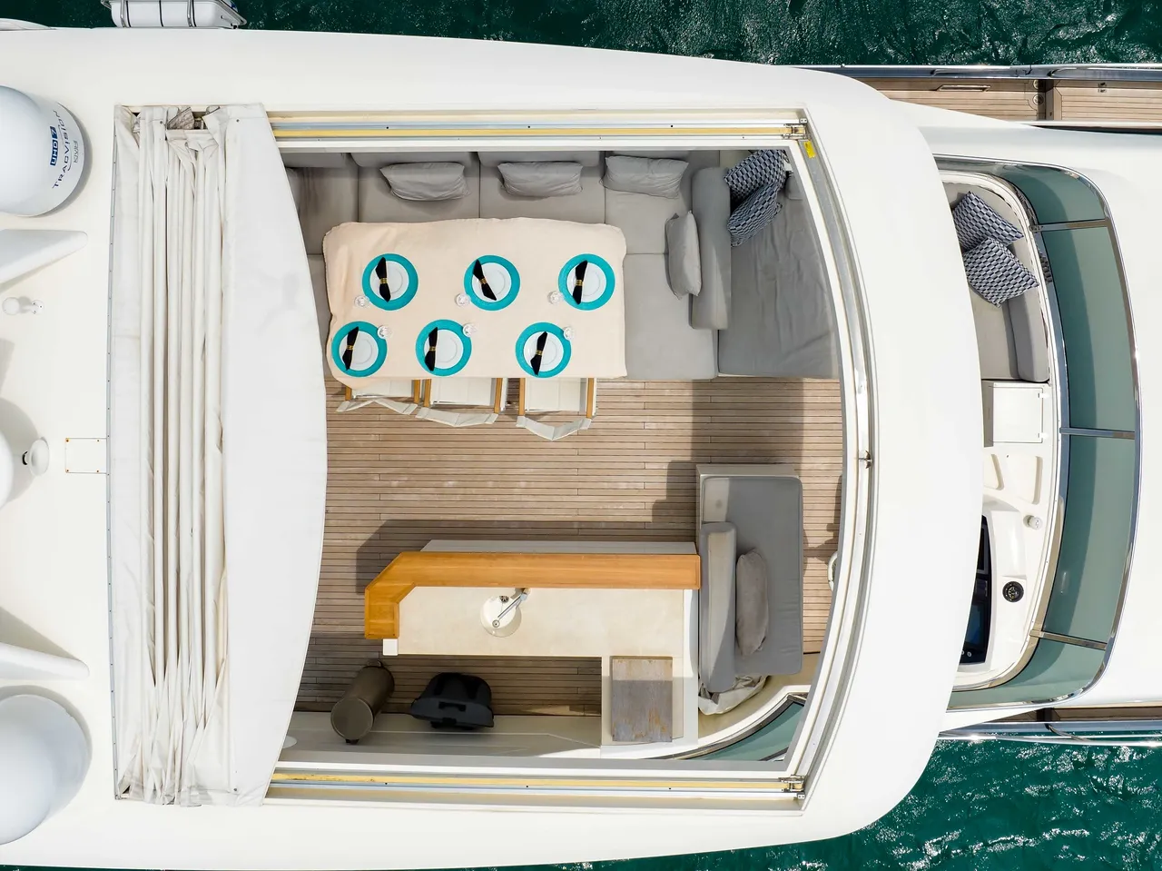 84' Azimut image 2