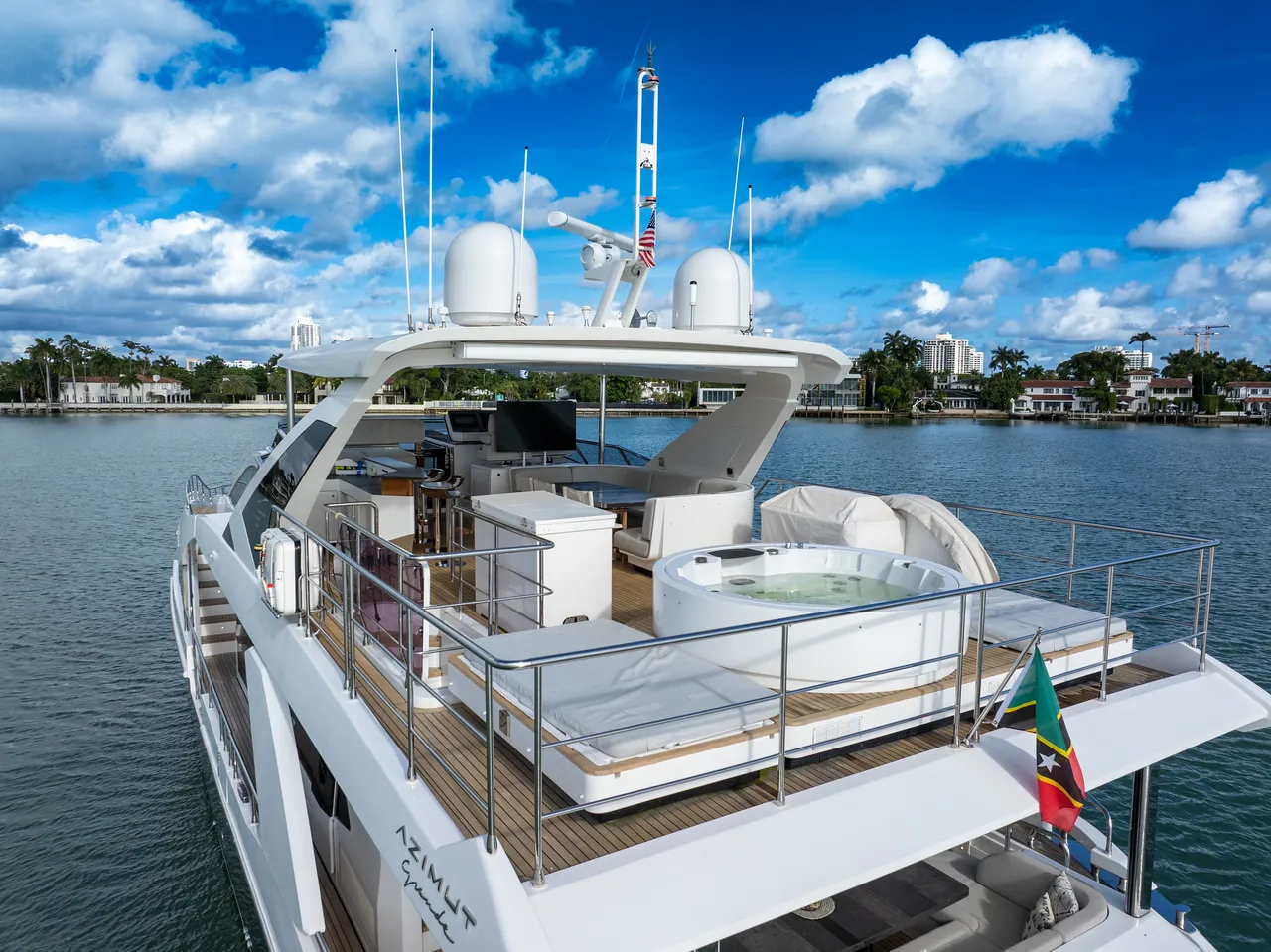 88' Azimut — image 10