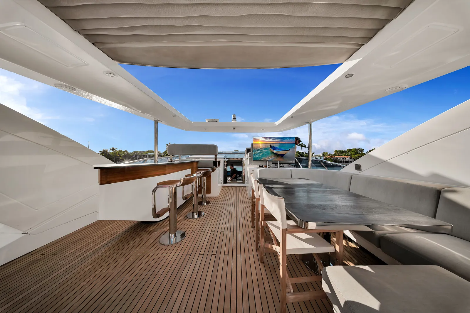 88' Azimut — image 17