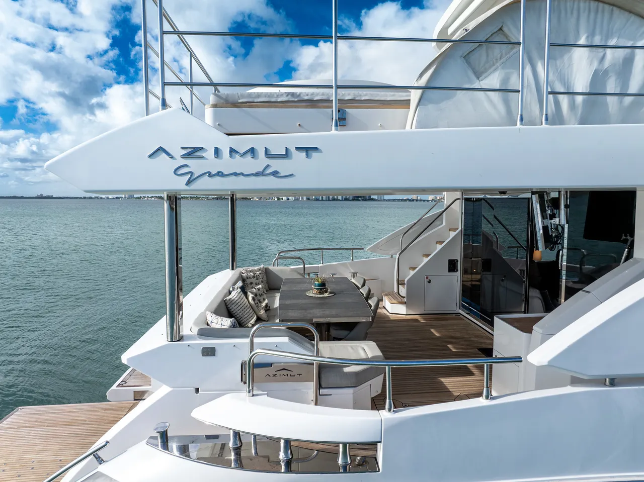 88' Azimut — image 20