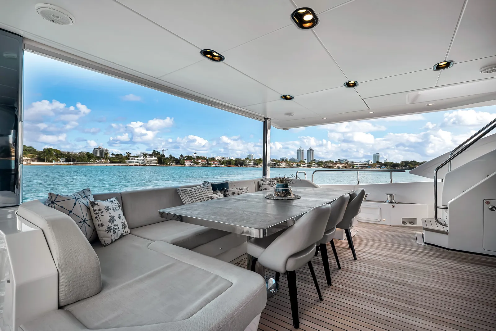 88' Azimut — image 24