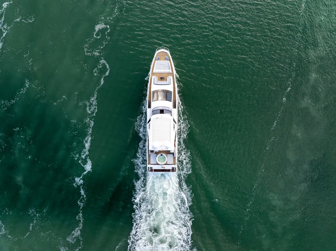 88' Azimut — image 32