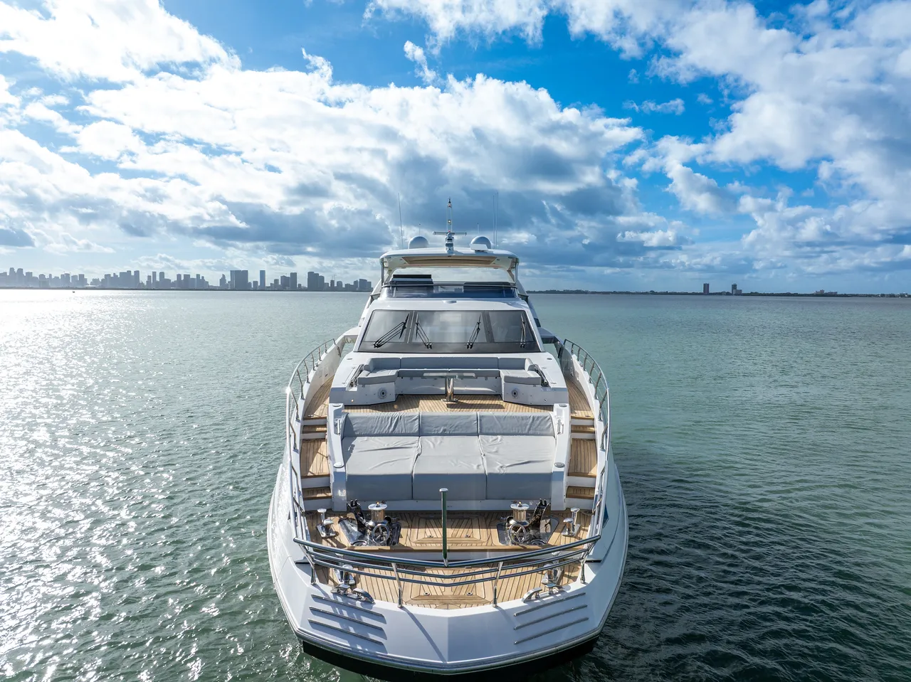 88' Azimut image 4